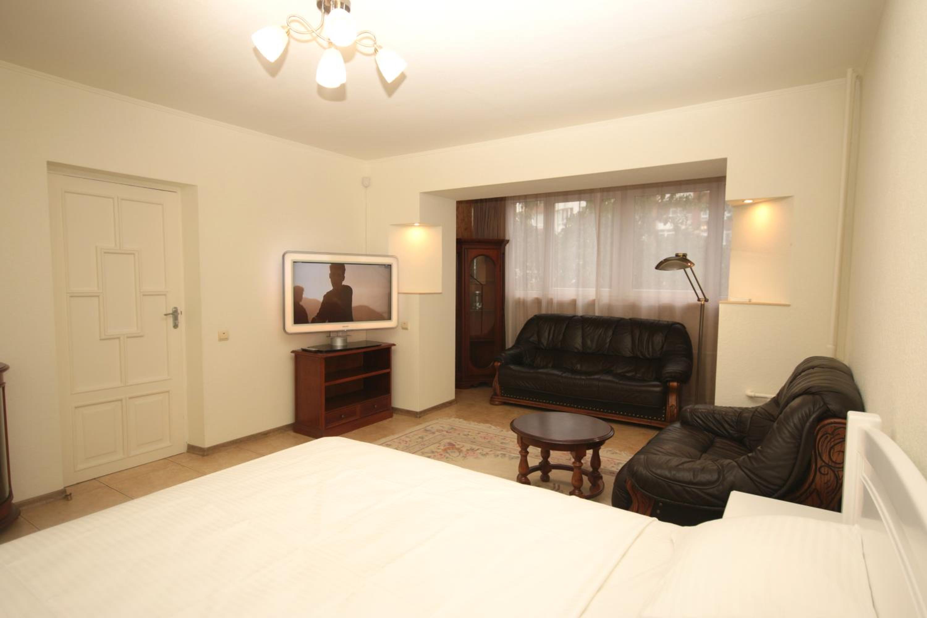 Two-bedroom apartment - 154 Antonovycha str.