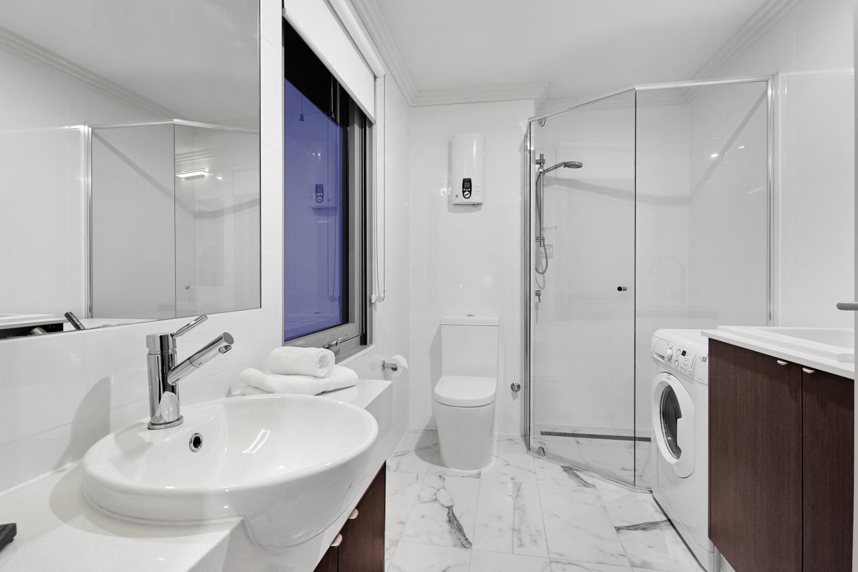 Studio Apartment photo 2