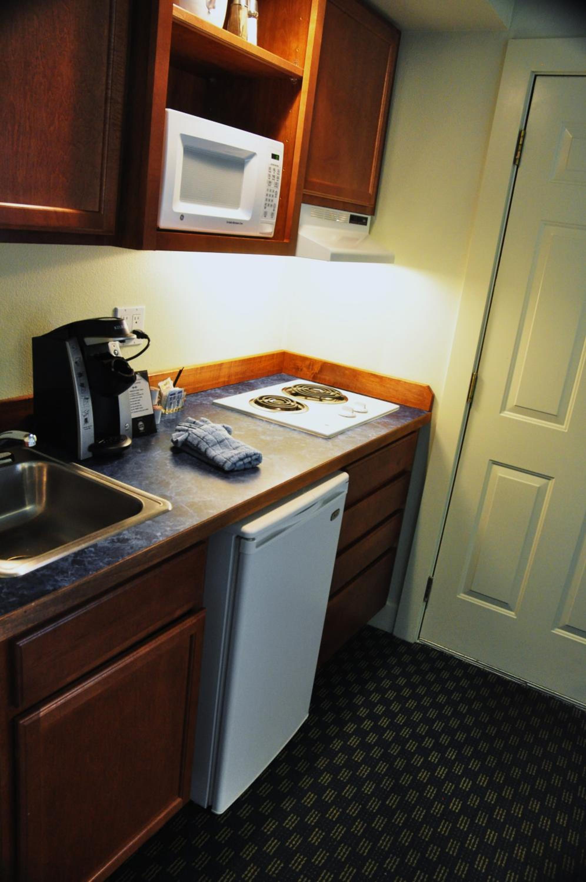King Suite Sea View - Pet Friendly - Photo 3