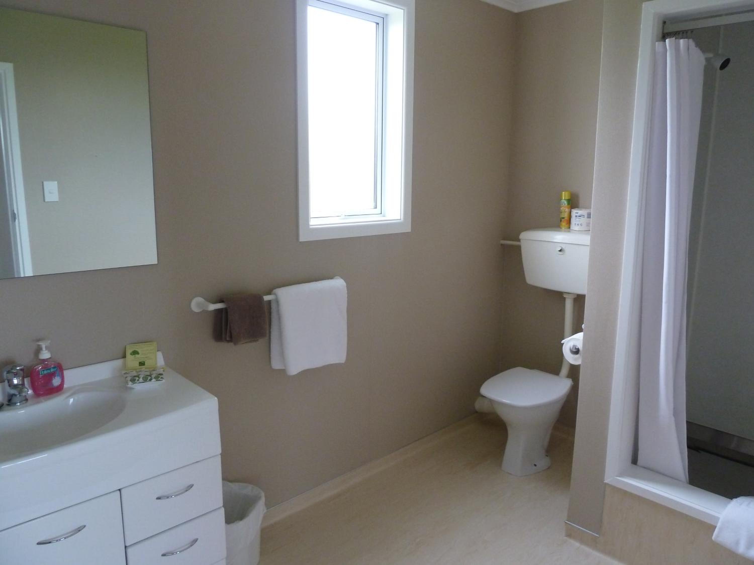 One-Bedroom Apartment (3 Adults) photo 3