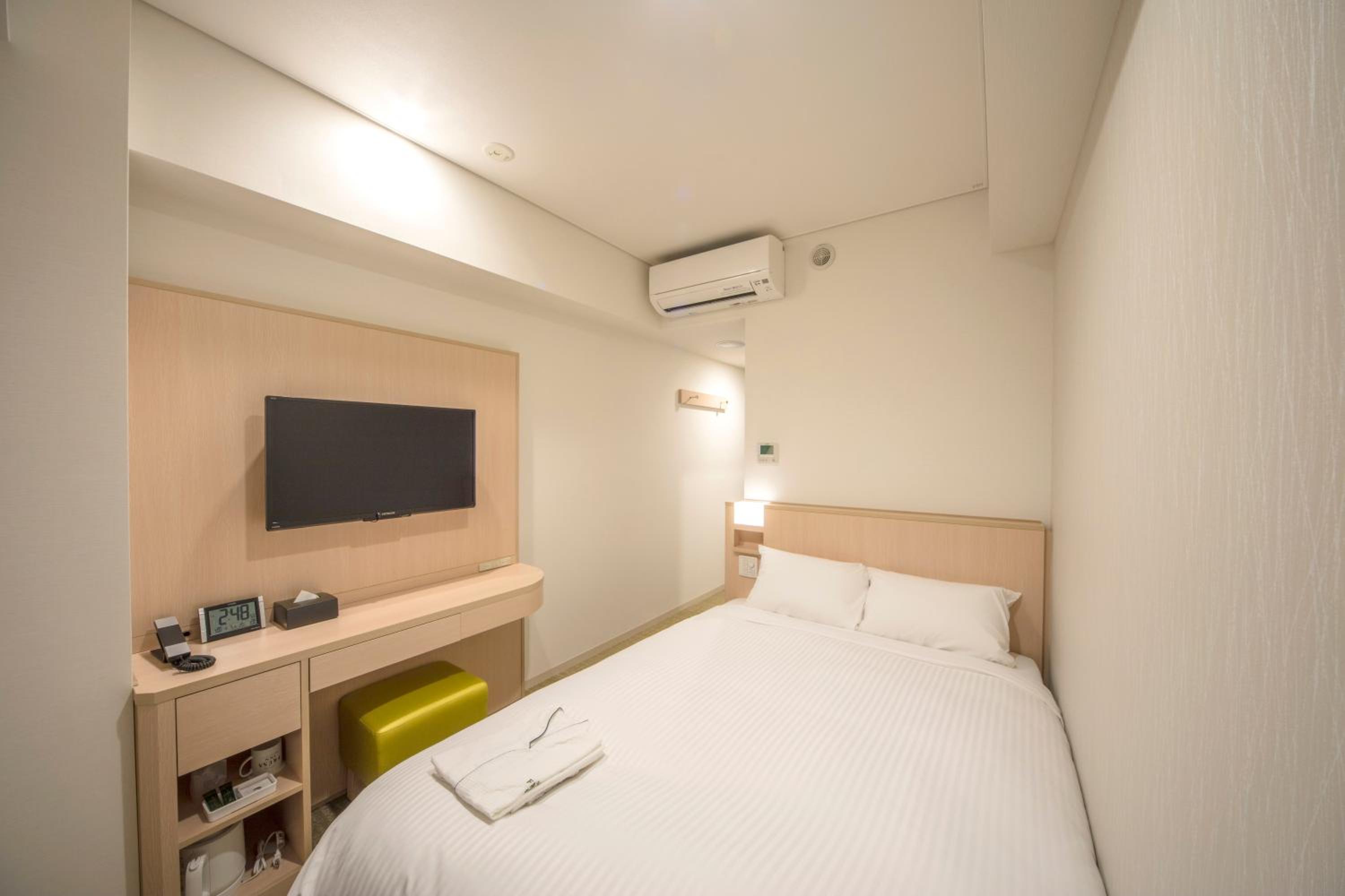 Standard Double Room - Non-Smoking photo 2