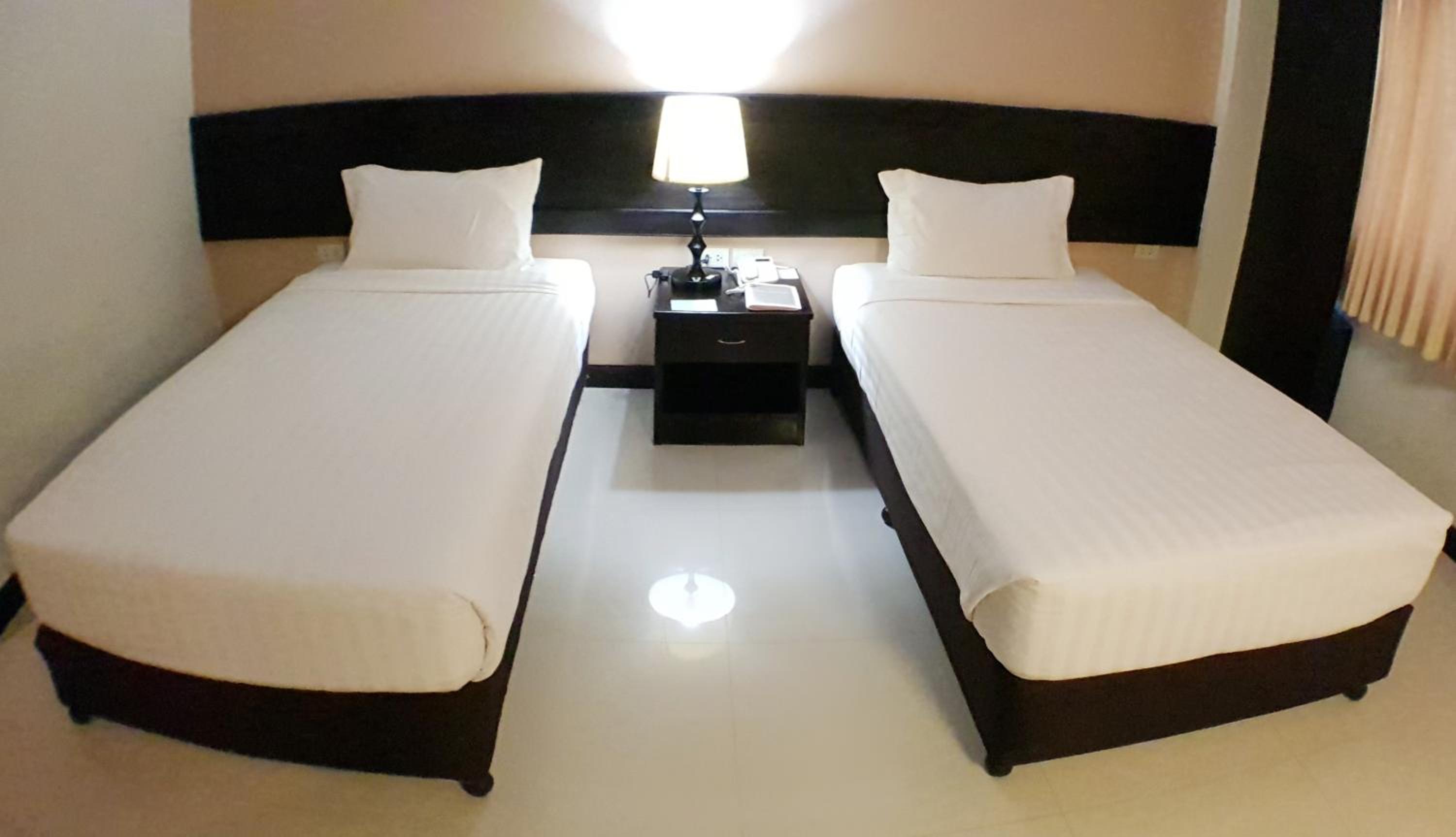 Superior Twin Room - Photo 4