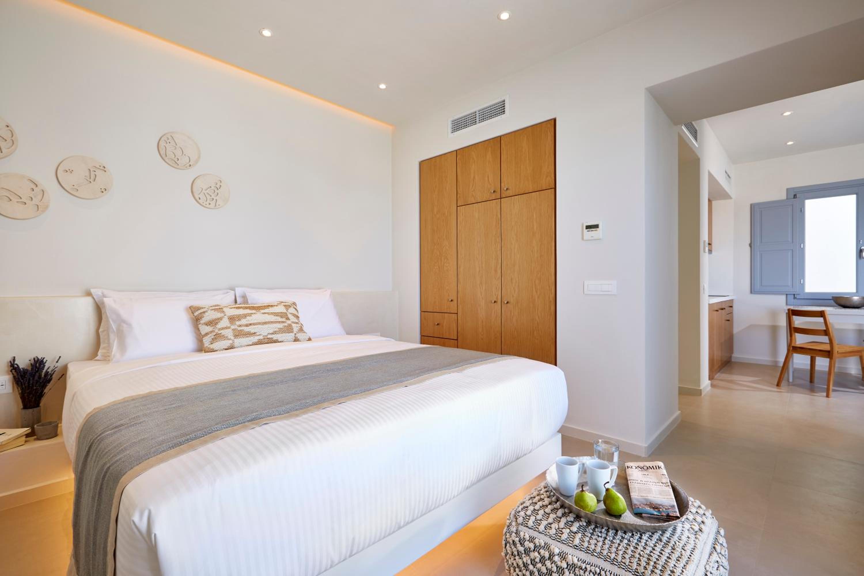 Junior Suite with Hot Tub and Partial Sea view/Lower courtyard - Photo 14