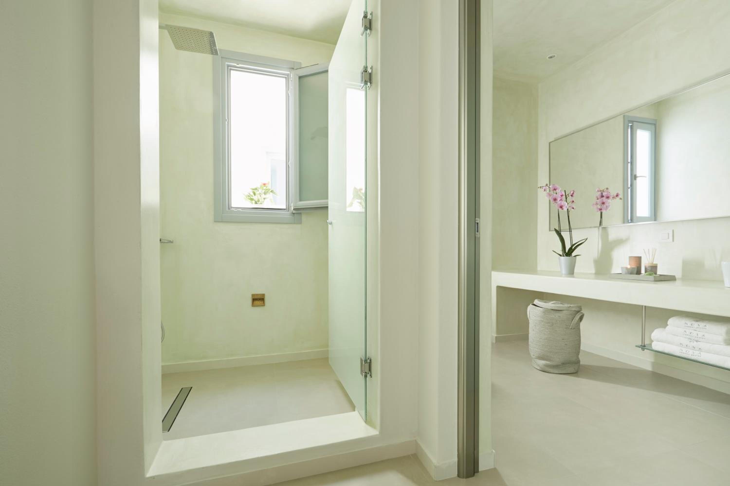 Junior Suite with Hot Tub and Partial Sea view/Lower courtyard - Photo 19