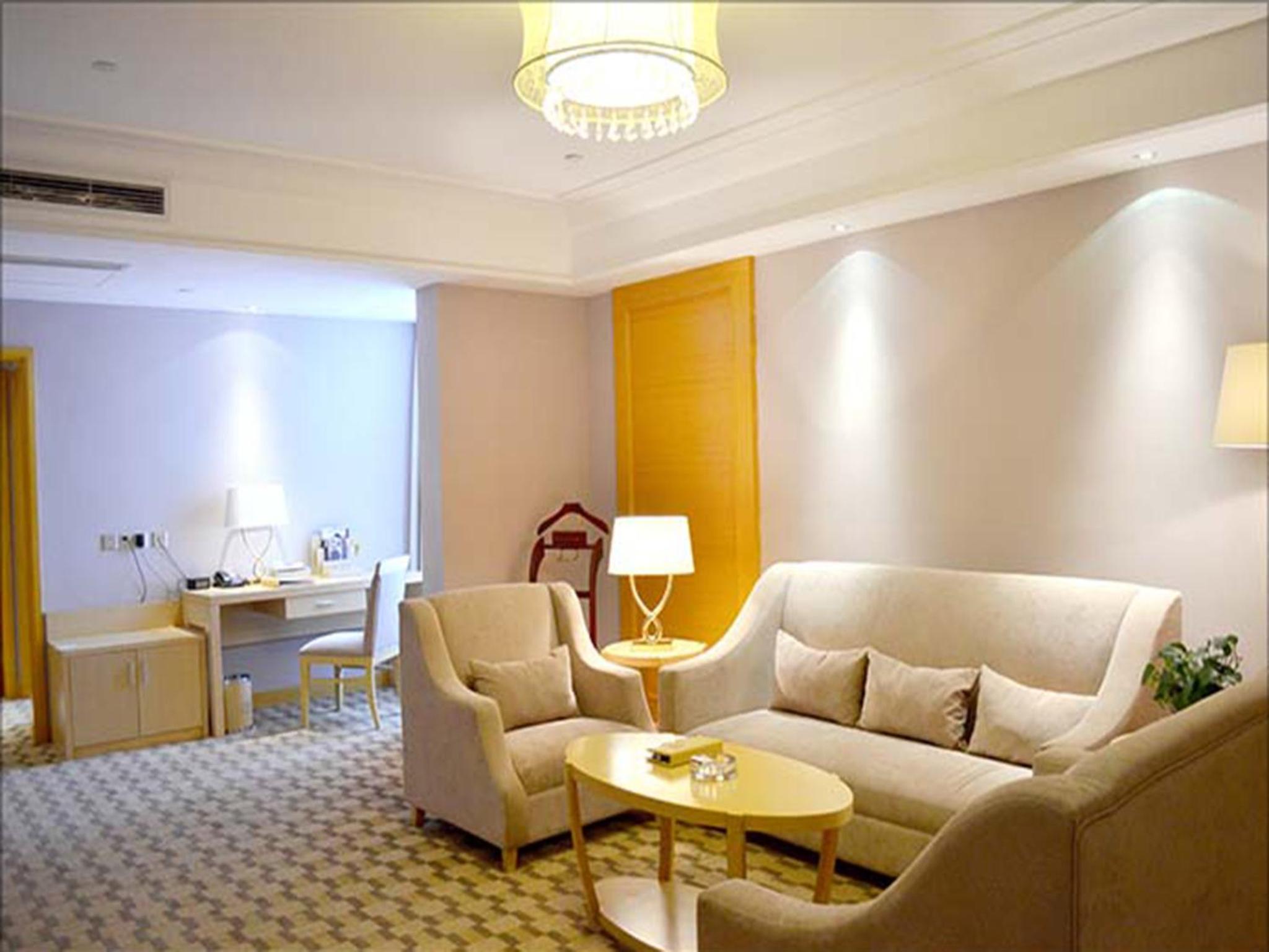 Premier Suite photo 3