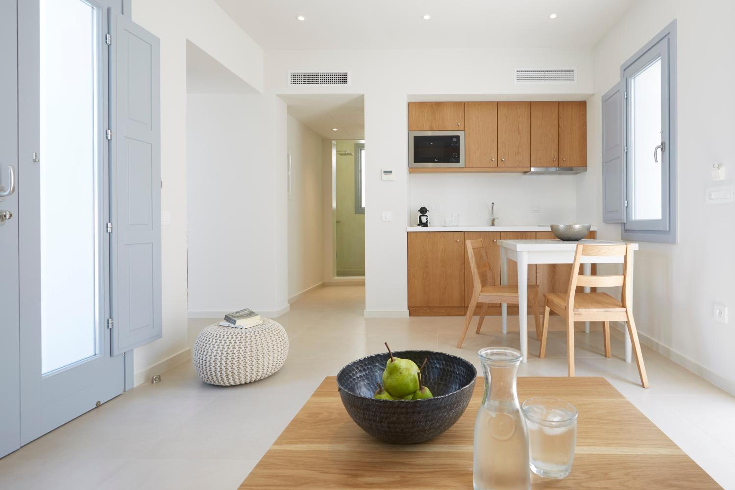 Junior Suite with Hot Tub and Partial Sea view/Lower courtyard - Photo 18