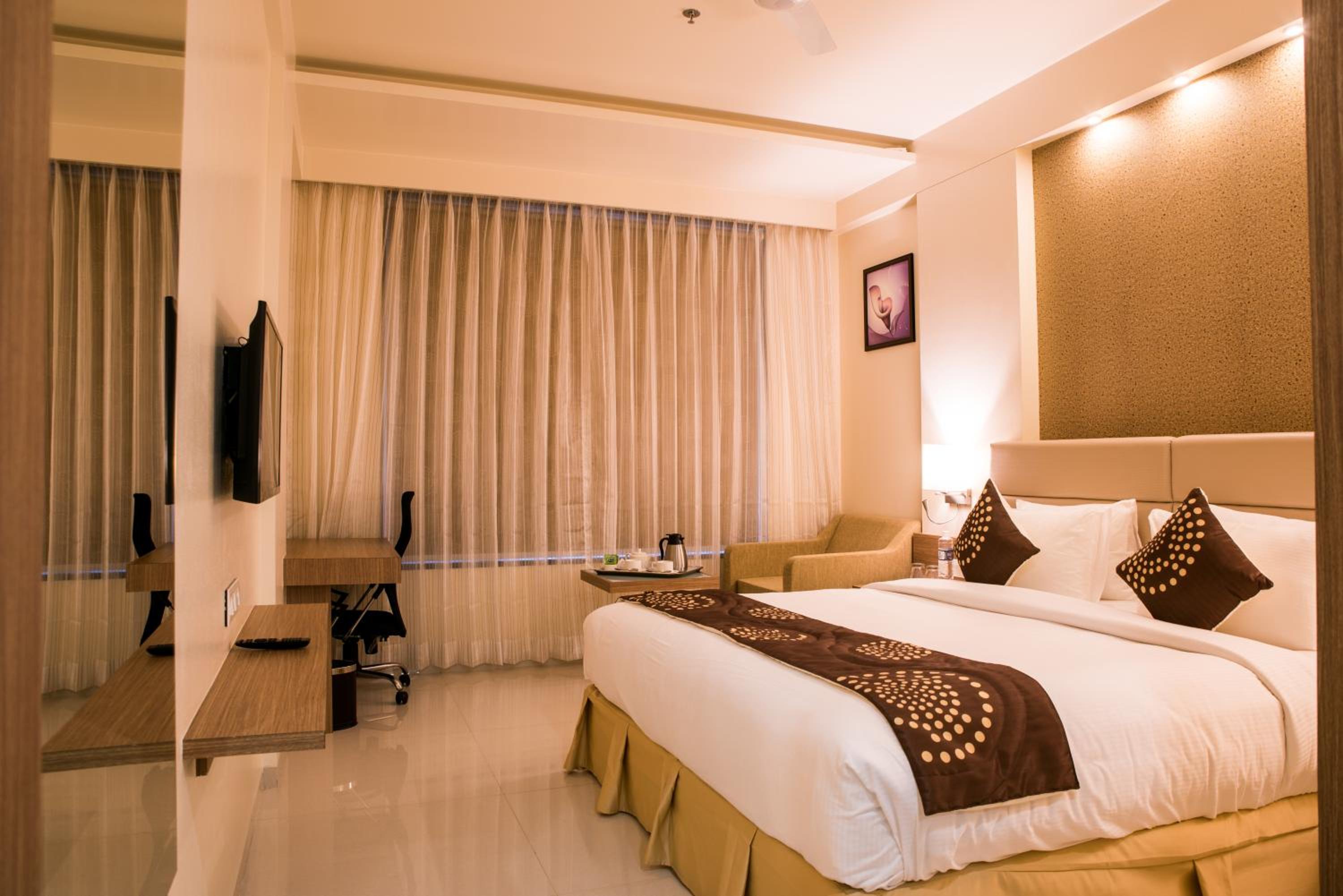 Executive Room photo 1