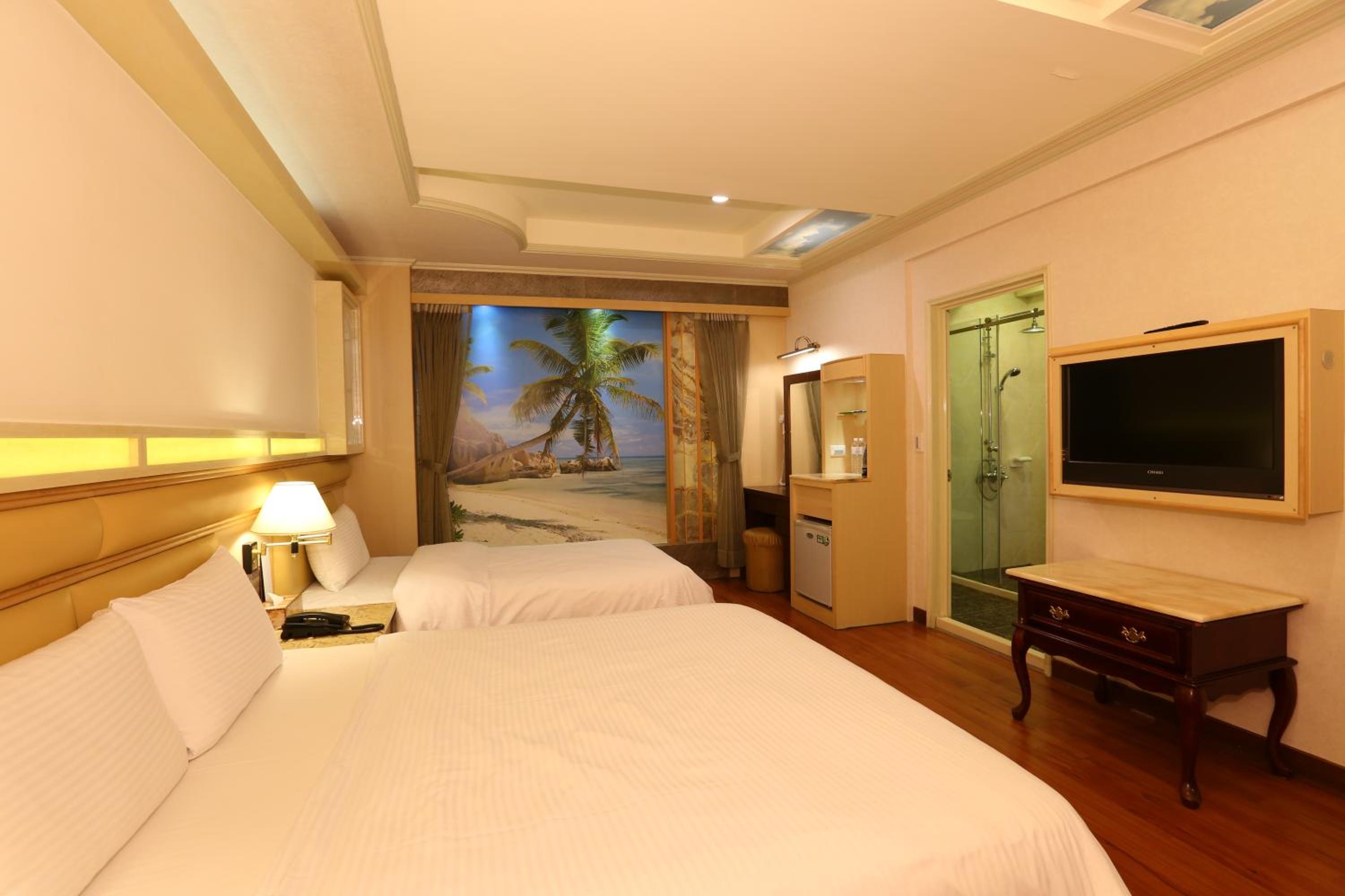 Basic Triple Room photo 3
