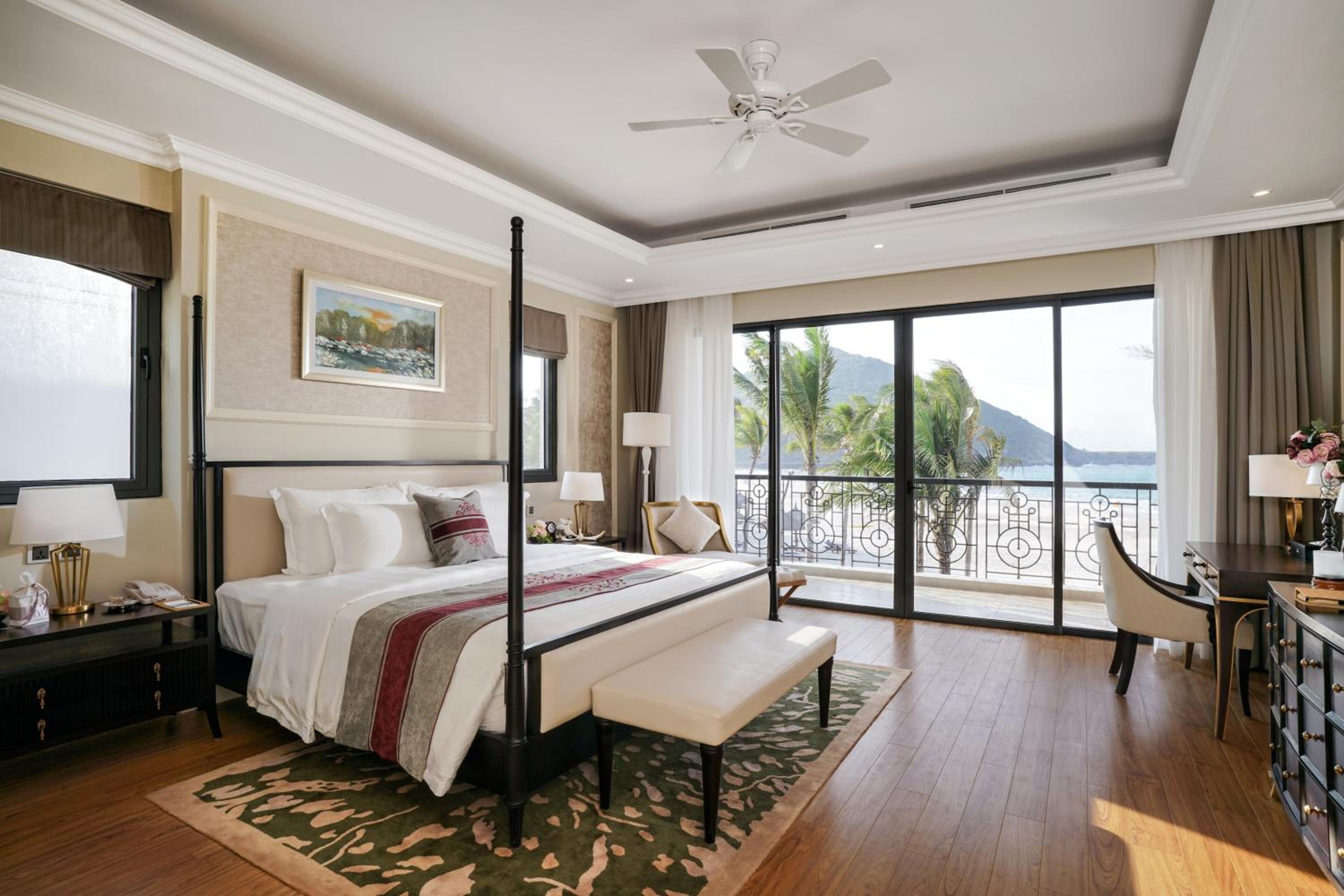 Tropicana Villa 3 Bedroom Beachfront photo 2
