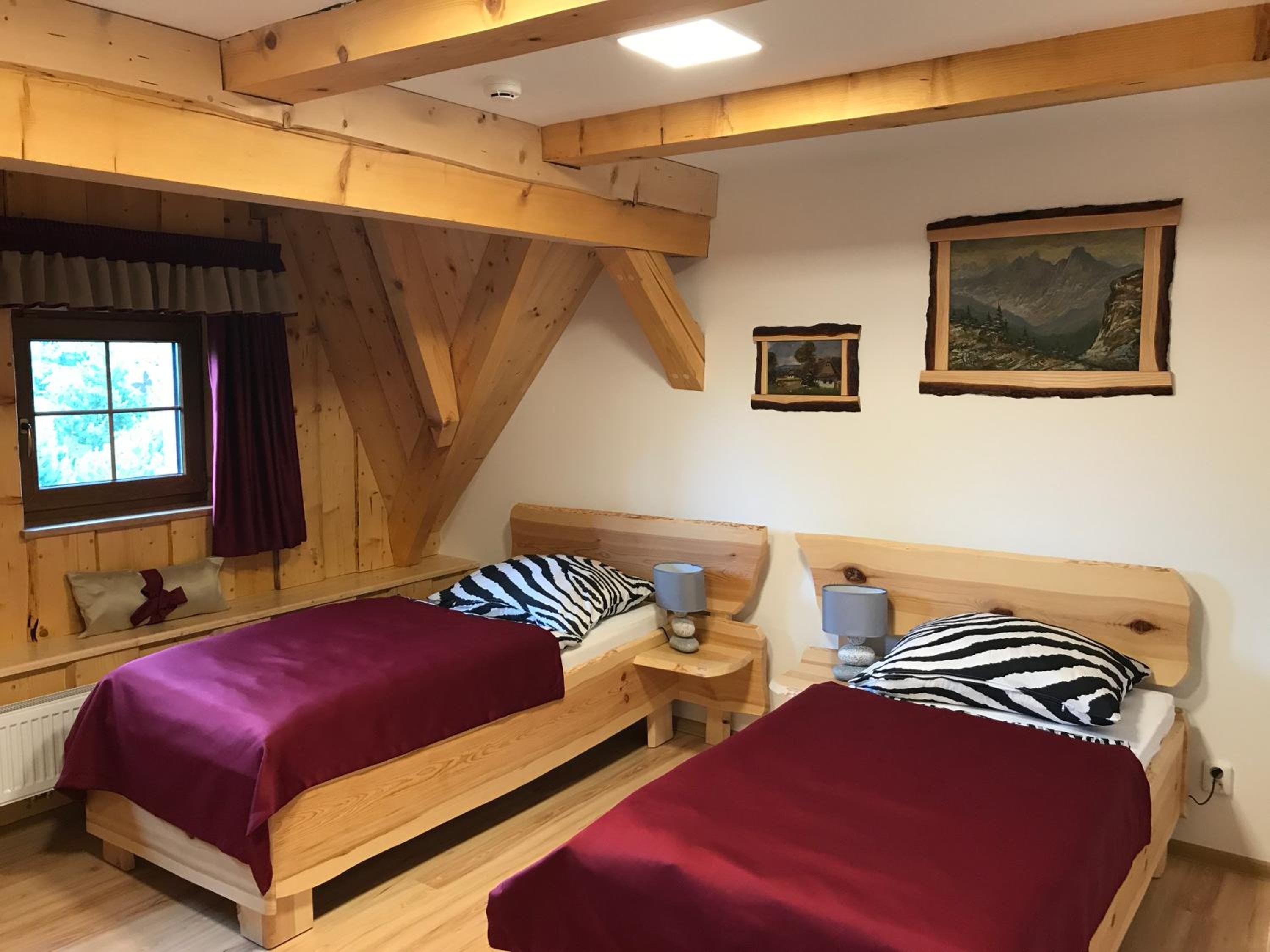 Twin Room with Bathroom photo 1