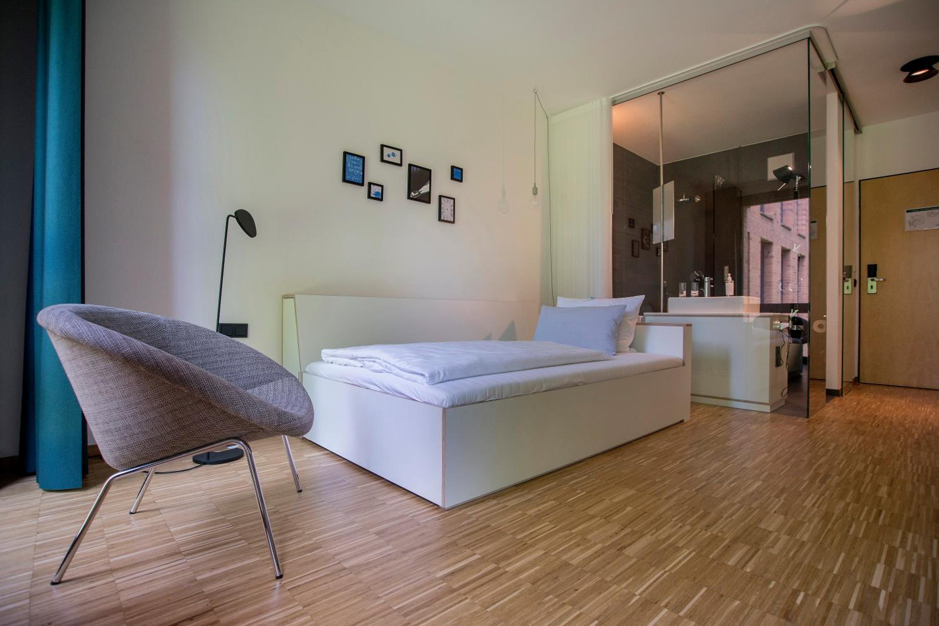 Single Room photo 1