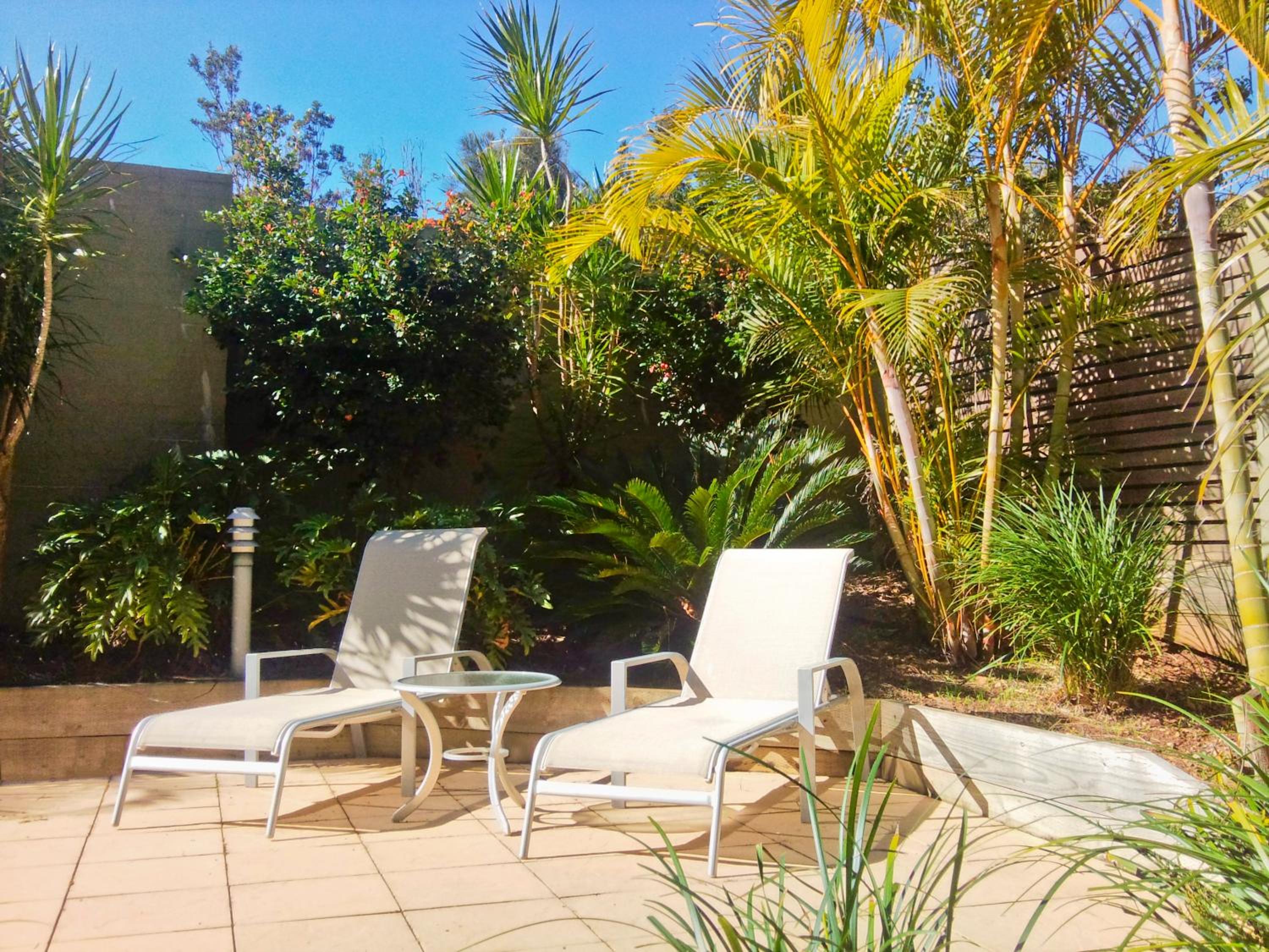 Two-Bedroom Apartment with Courtyard photo 3