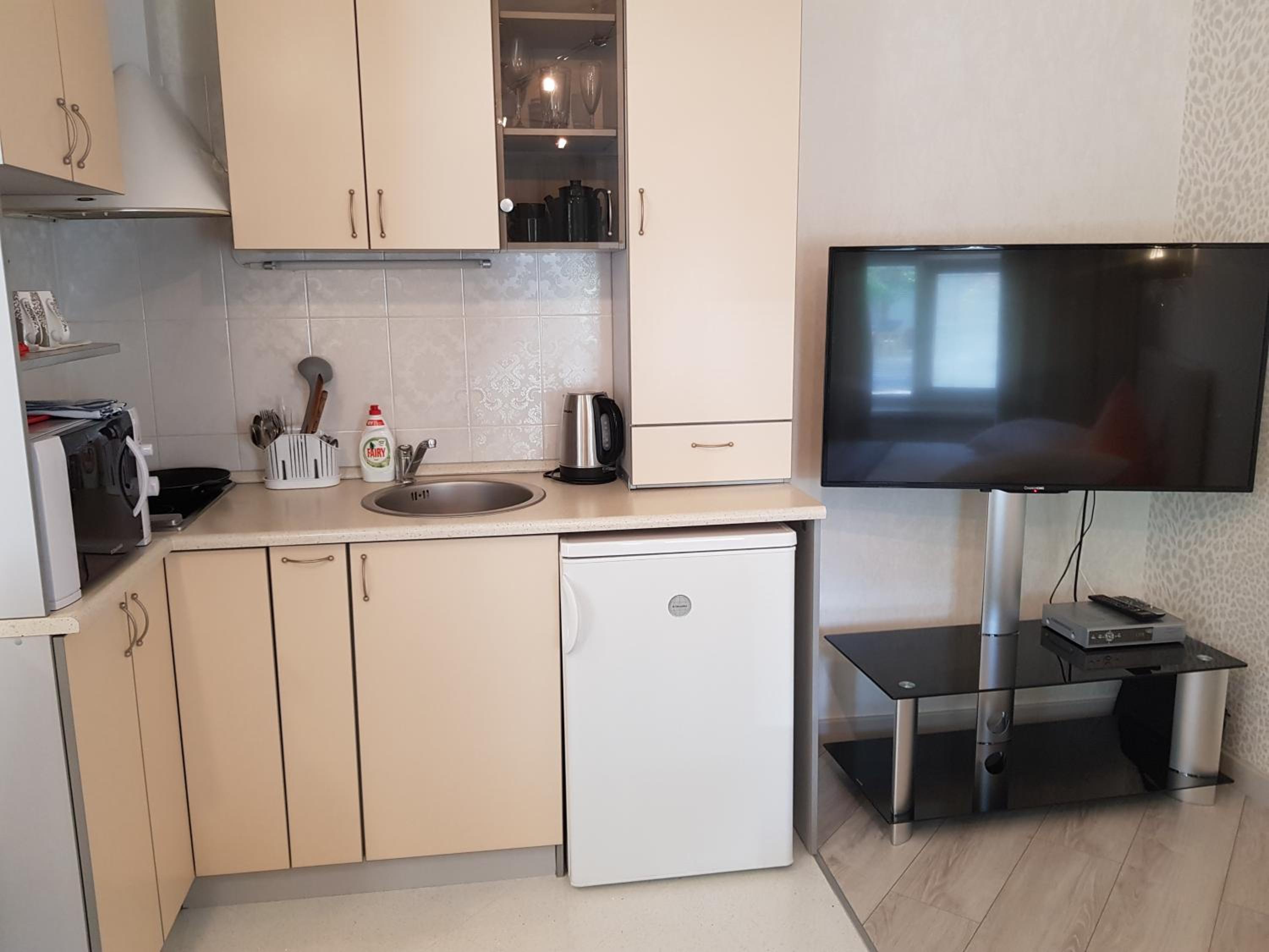 Studio with Kitchenette - Photo 7