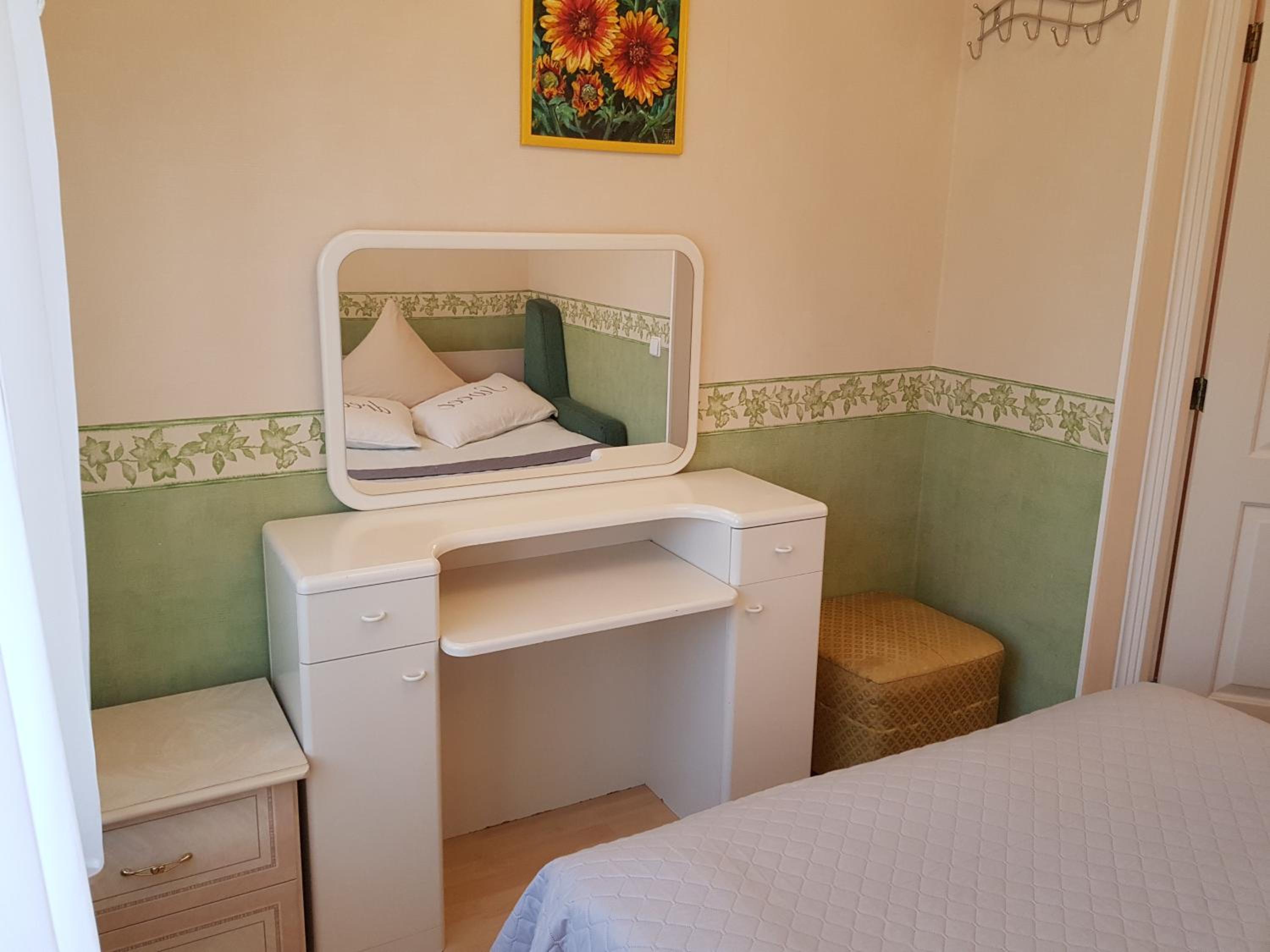 Two-Bedroom Apartment (4 Adults) - Photo 19