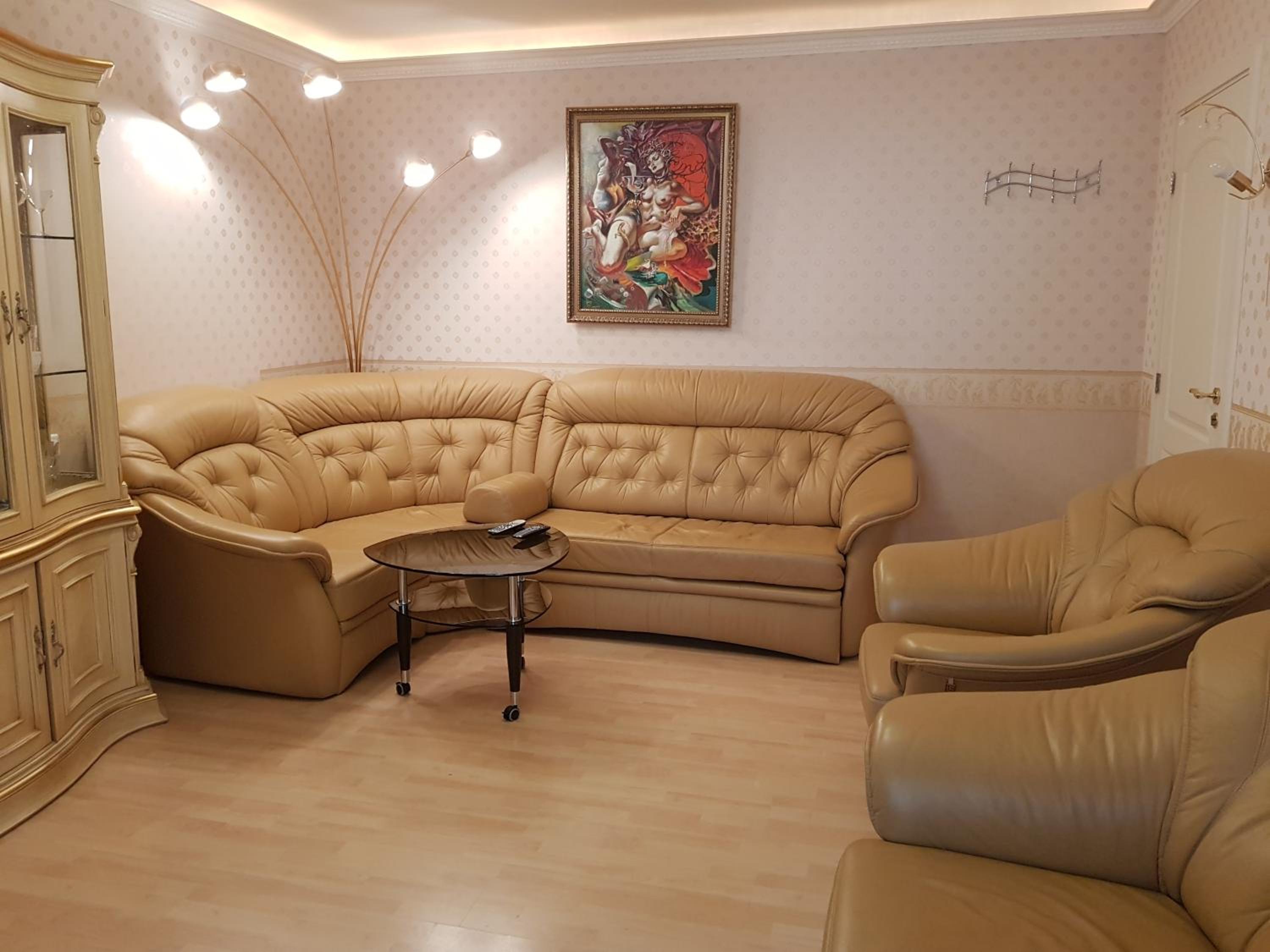 Two-Bedroom Apartment (4 Adults) - Photo 11