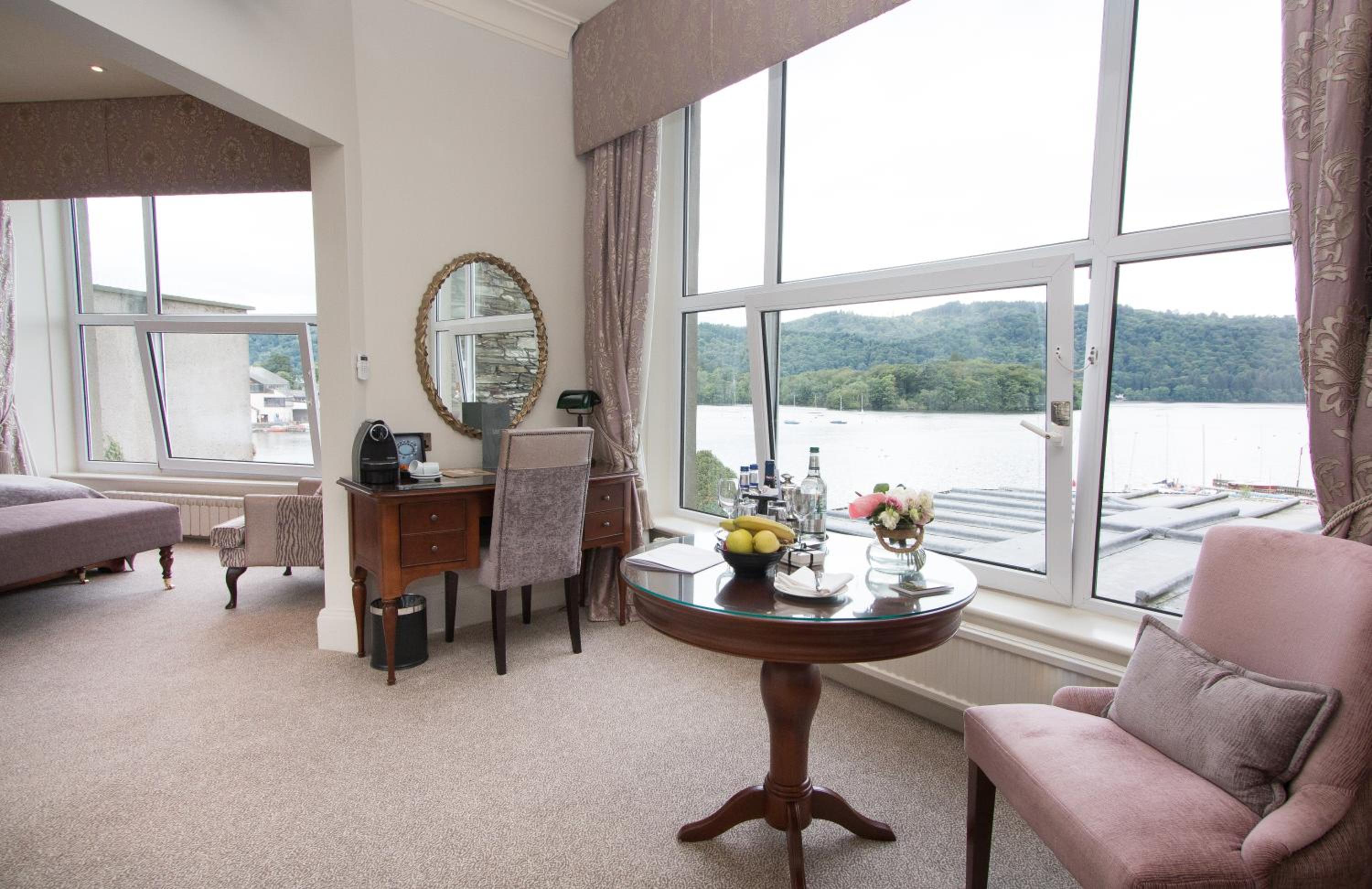 Super Deluxe Suite - Photo 2