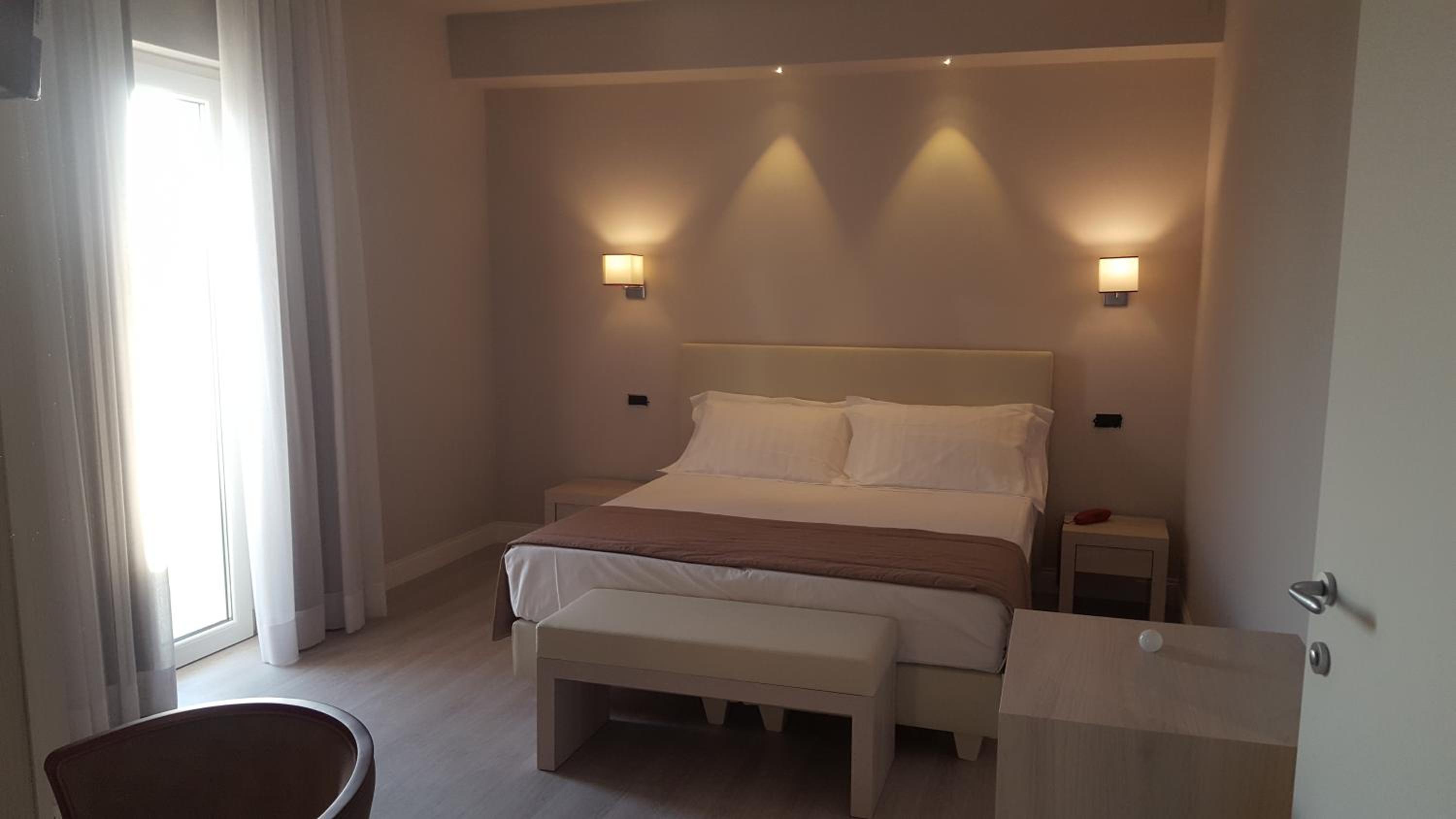 Superior Double Room with Terrace - Photo 10
