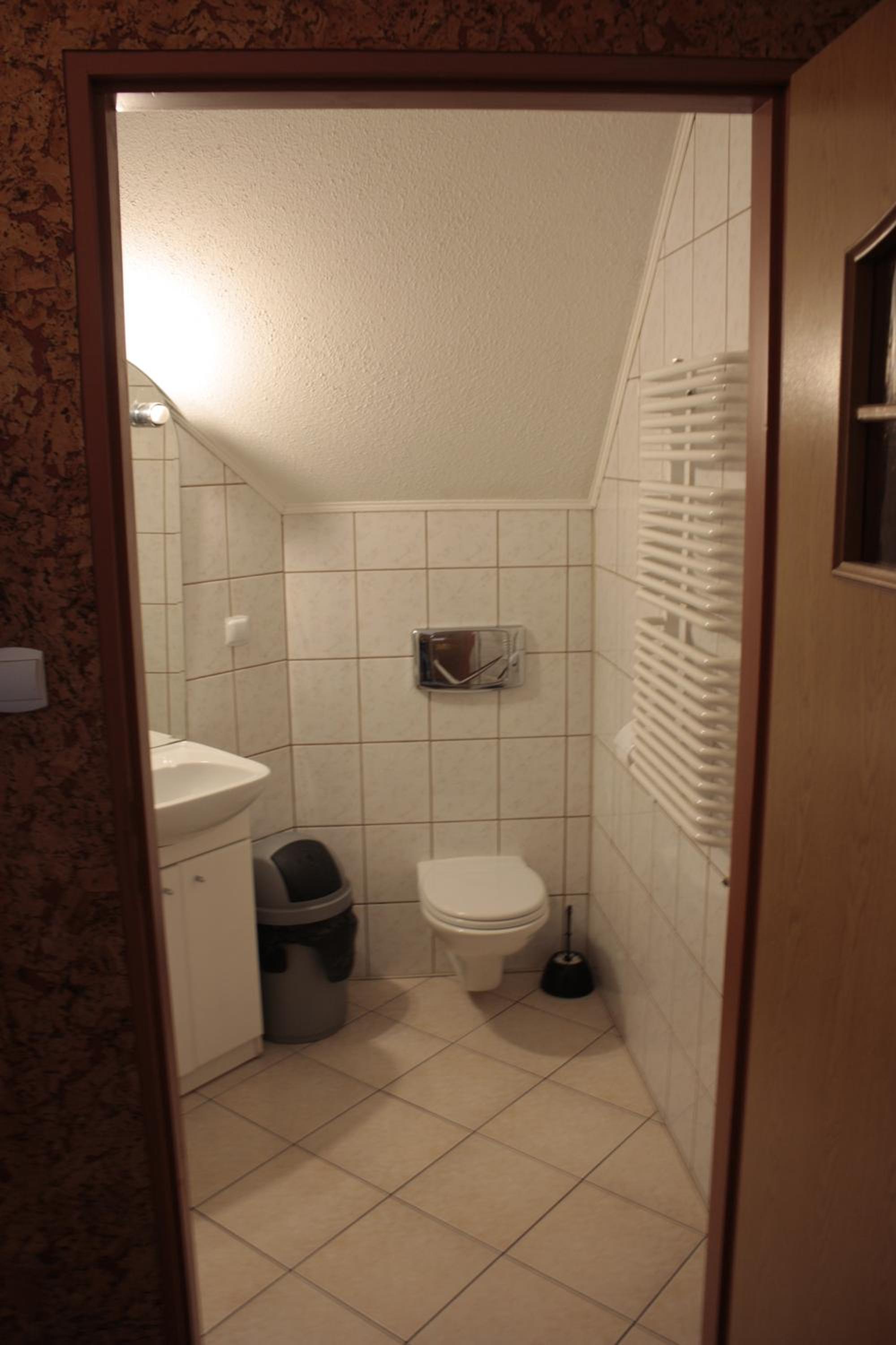 Standard Triple Room - Photo 4
