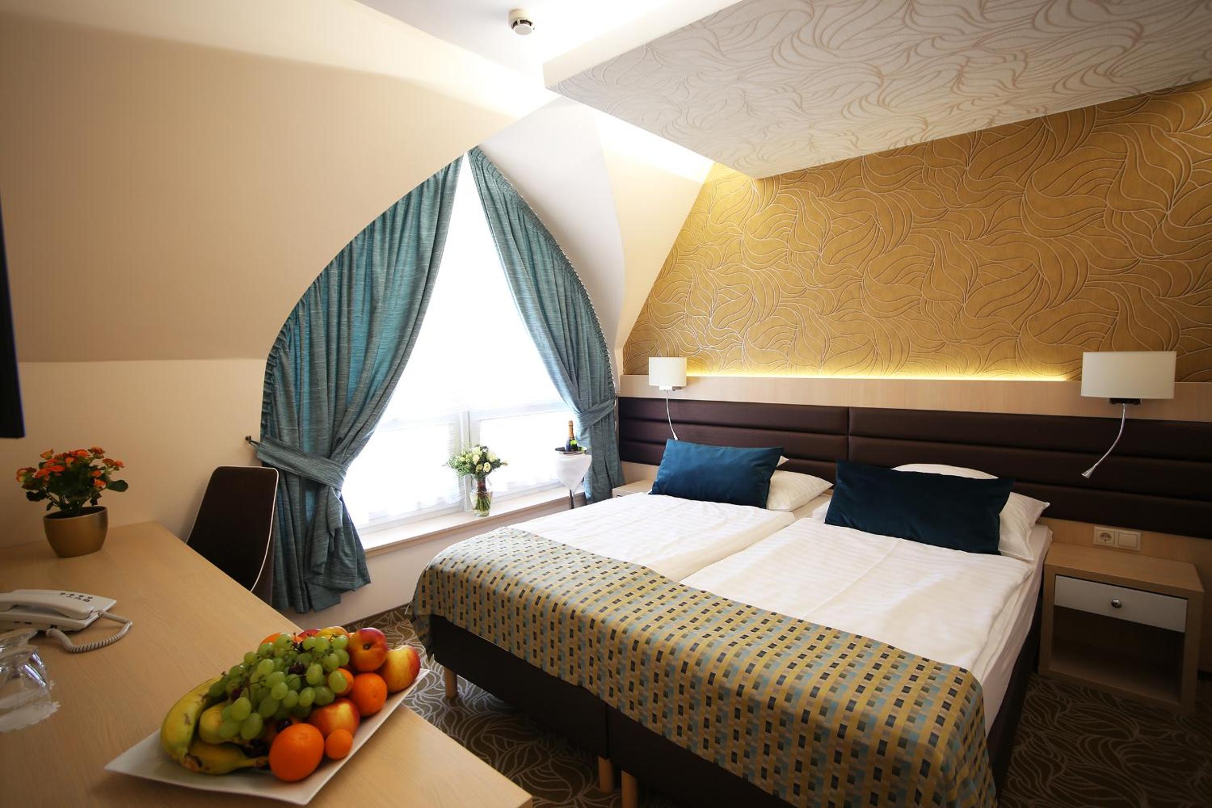 Superior Double or Twin Room - Photo 1