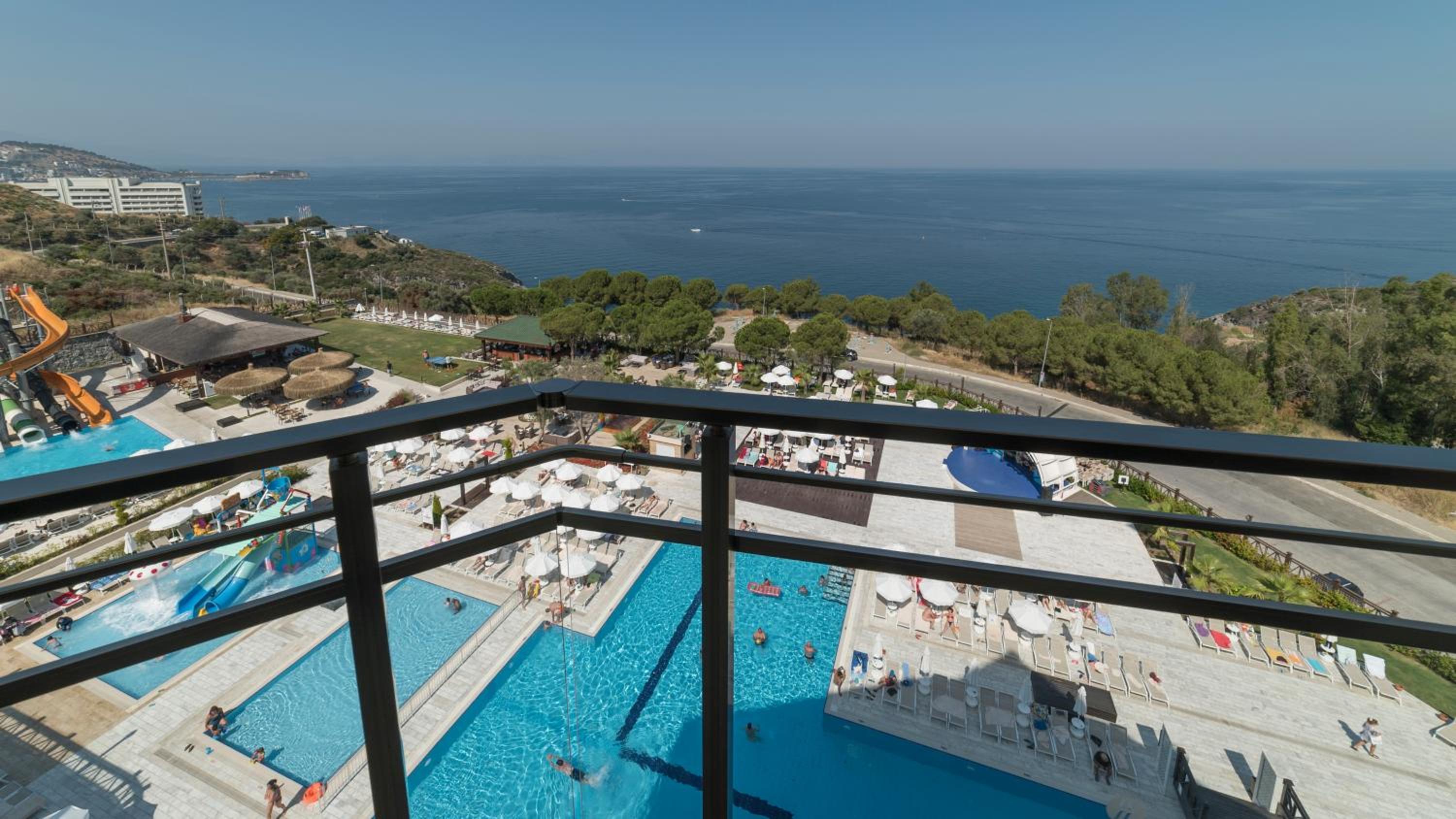 Superior Double Room - Land side