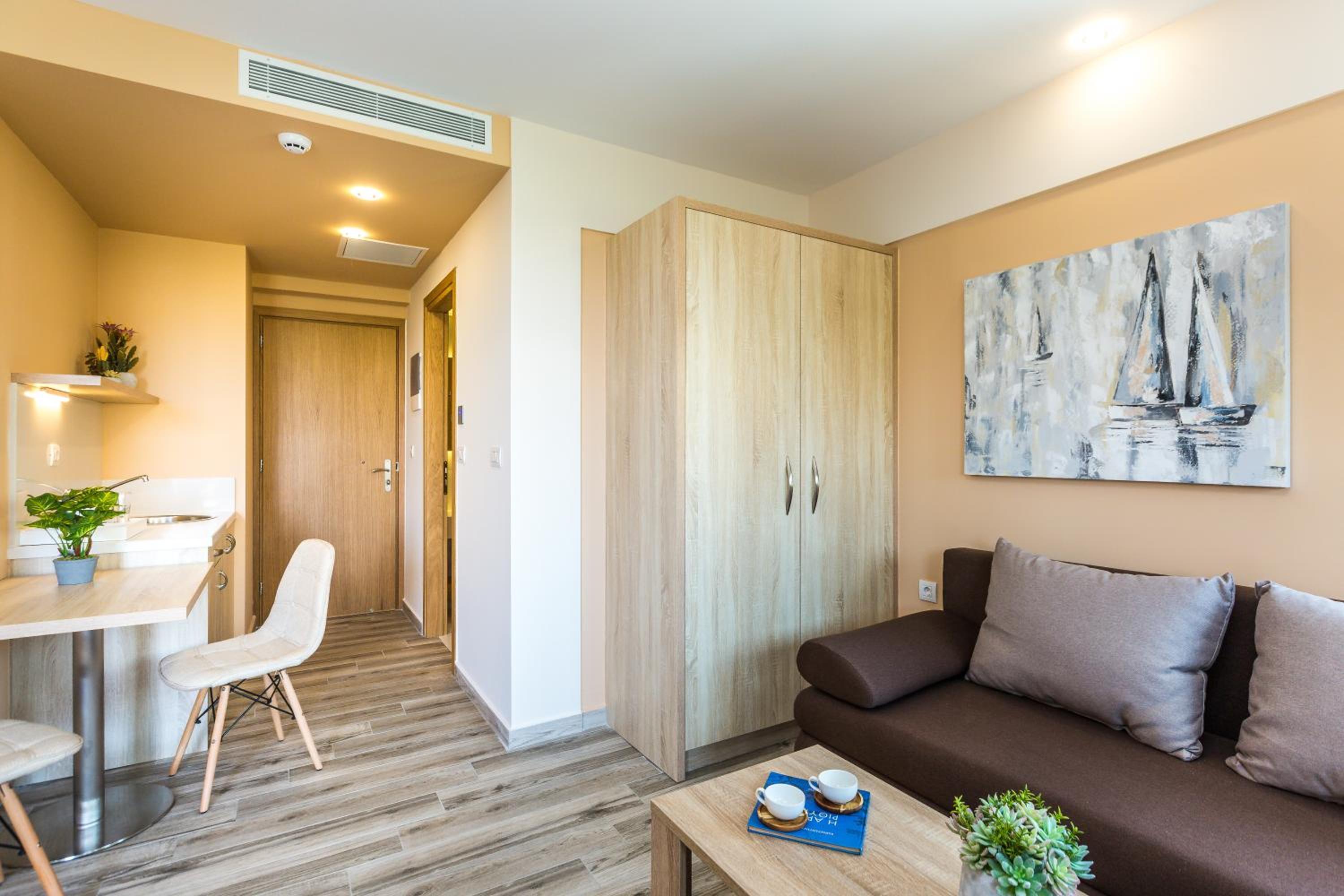 Superior Double or Twin Room - Photo 2