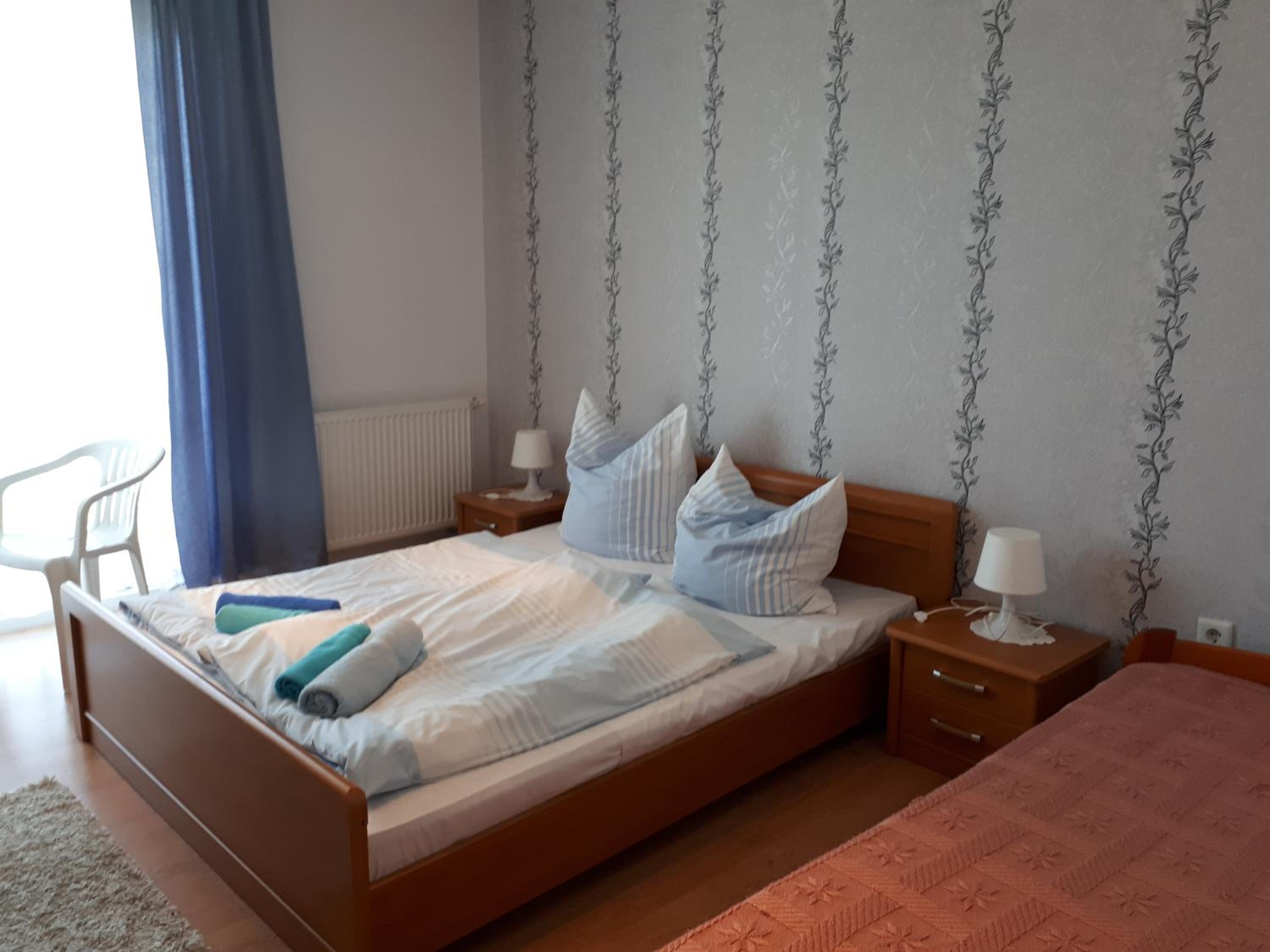 Deluxe Double Room with Balcony - Photo 3