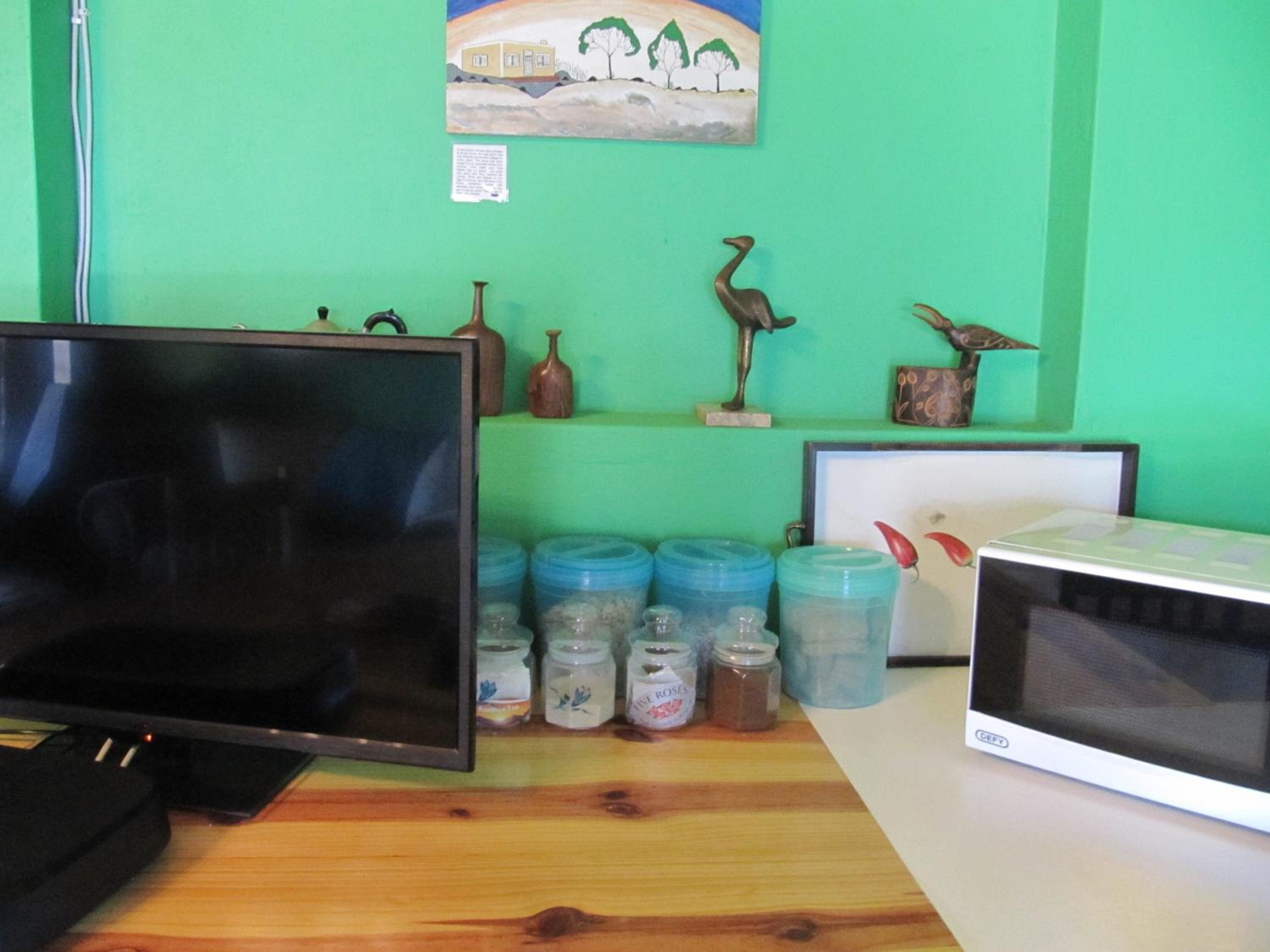 Two-Bedroom Cottage - Photo 28