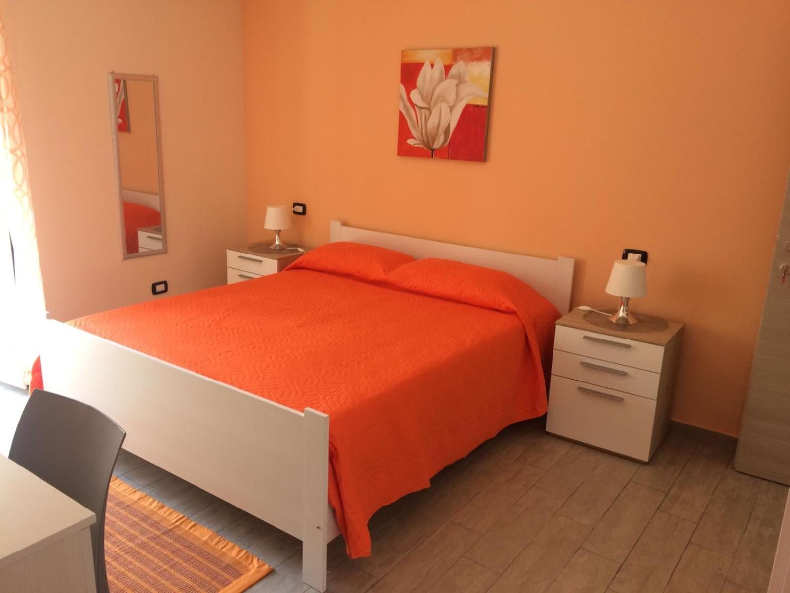 Standard Double or Twin Room with Balcony - Photo 2