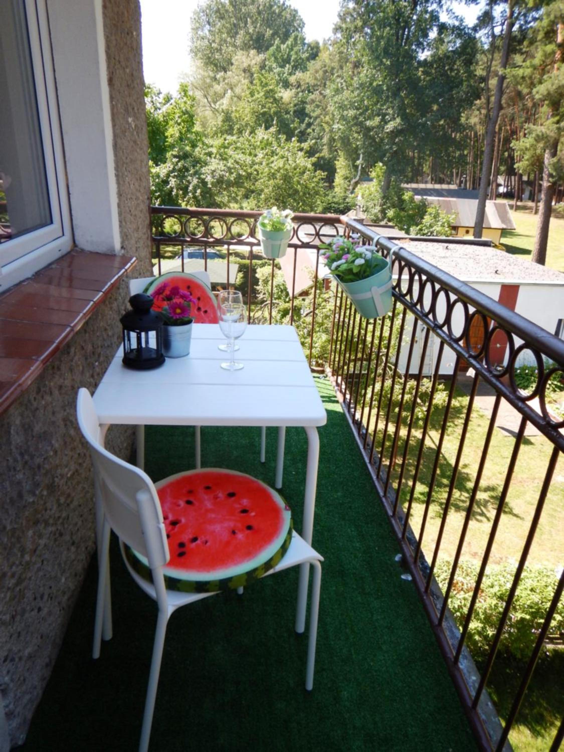 Apartment with Balcony photo 2