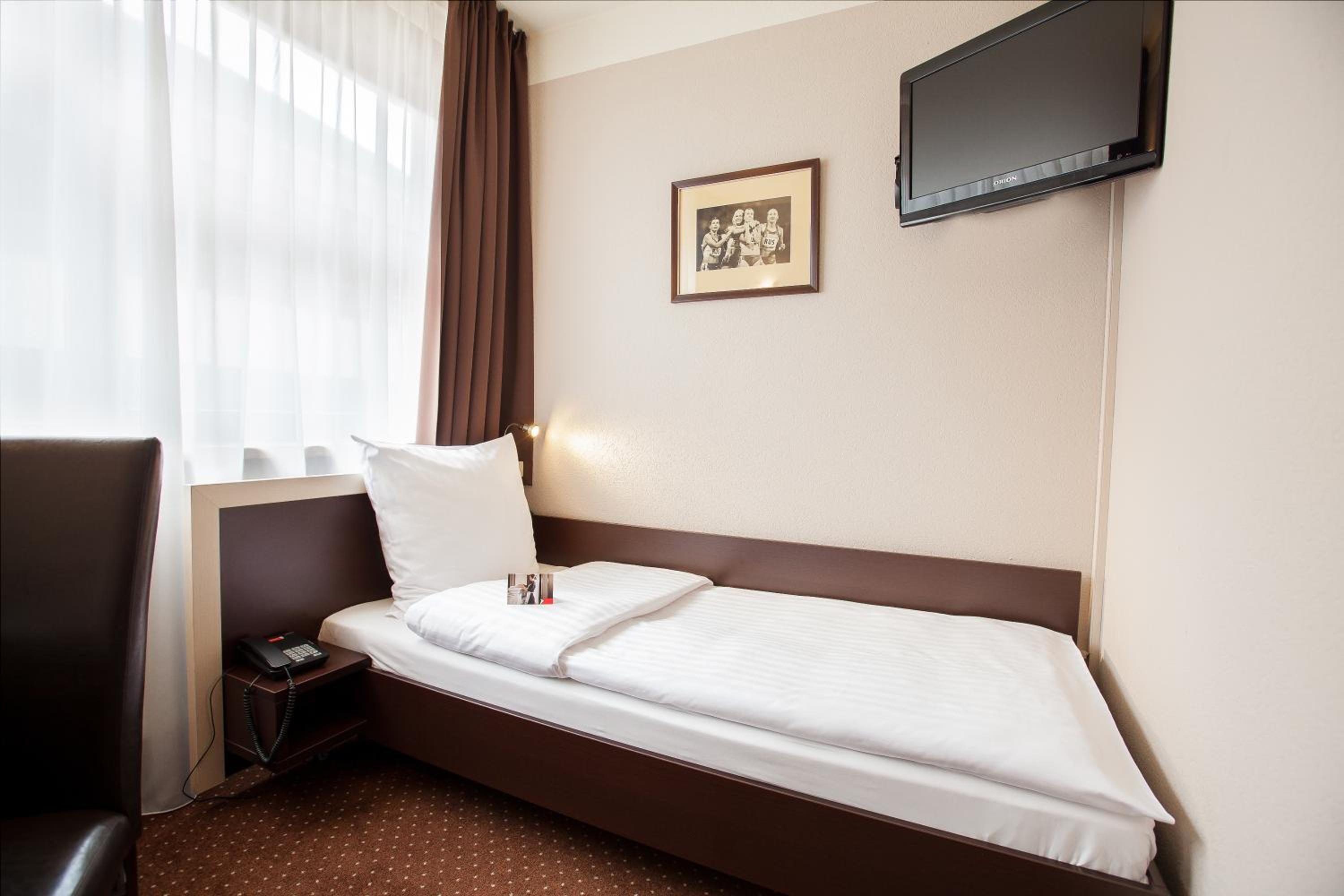 Single Room photo 3