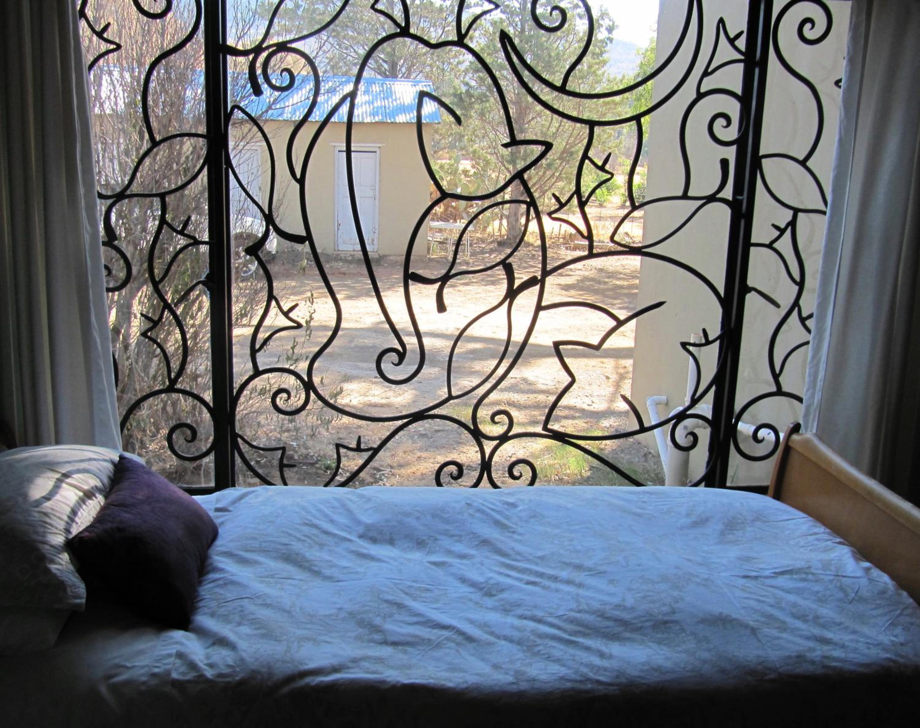Two-Bedroom Cottage - Photo 11