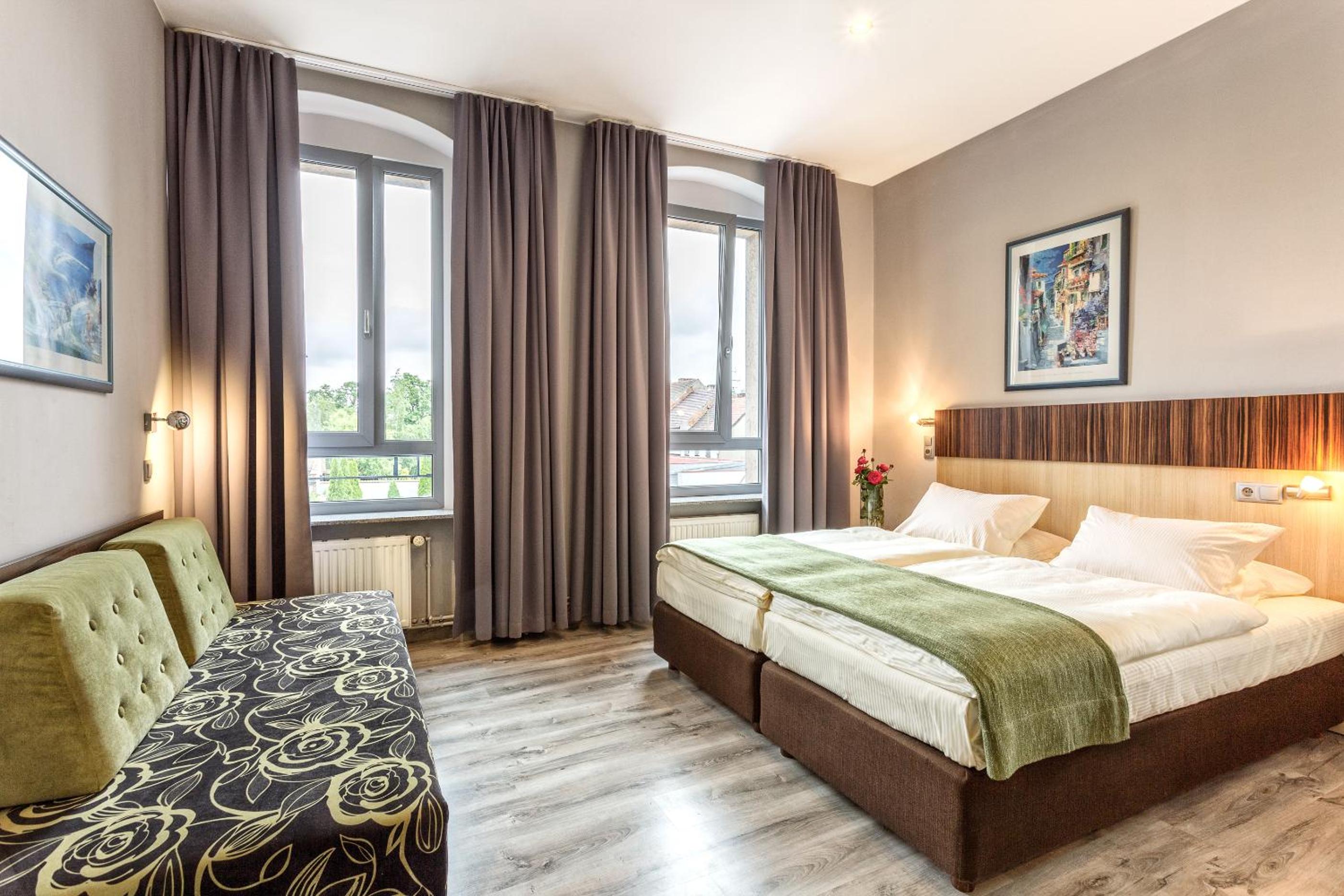 Triple Room - Photo 2