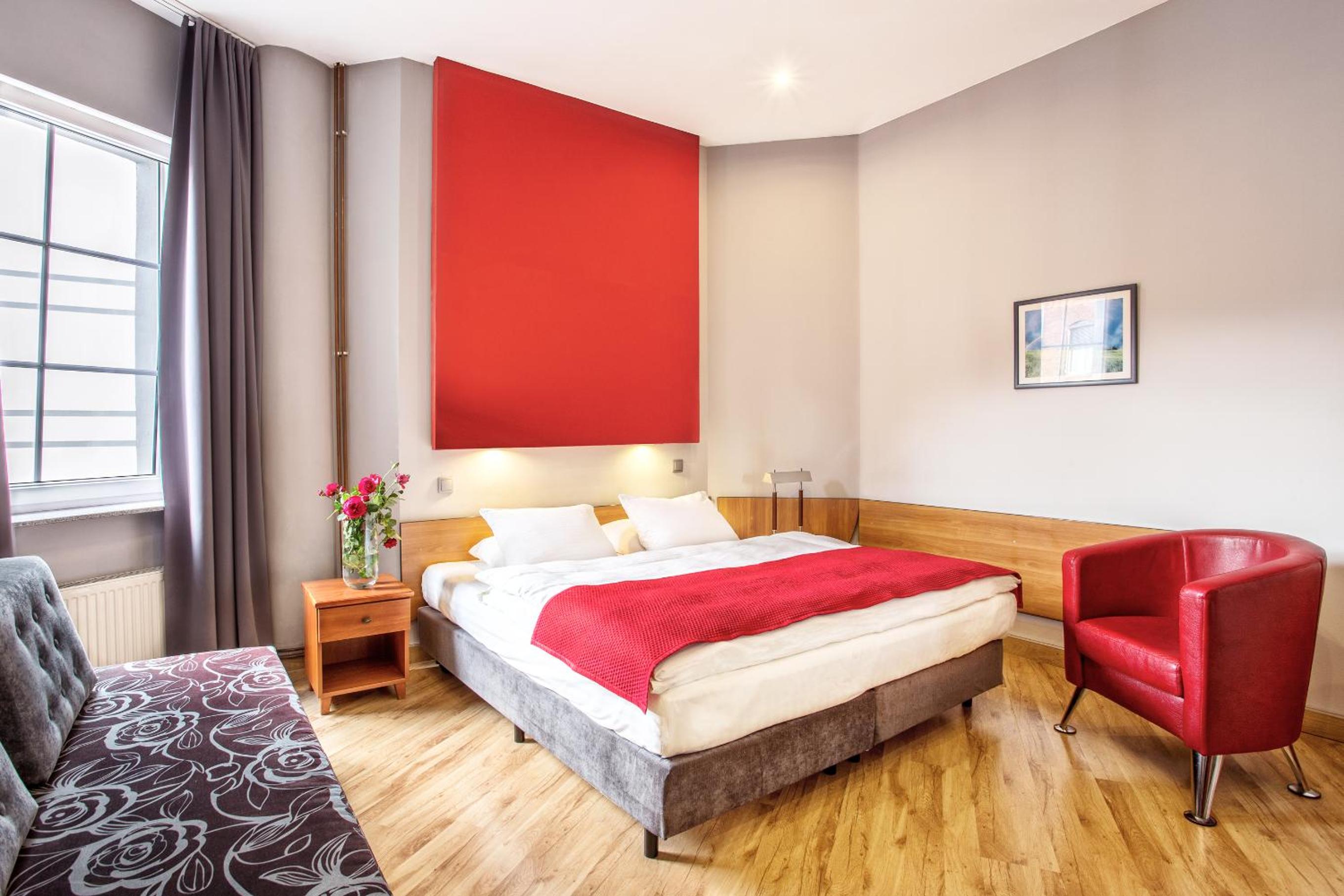 Triple Room - Photo 12