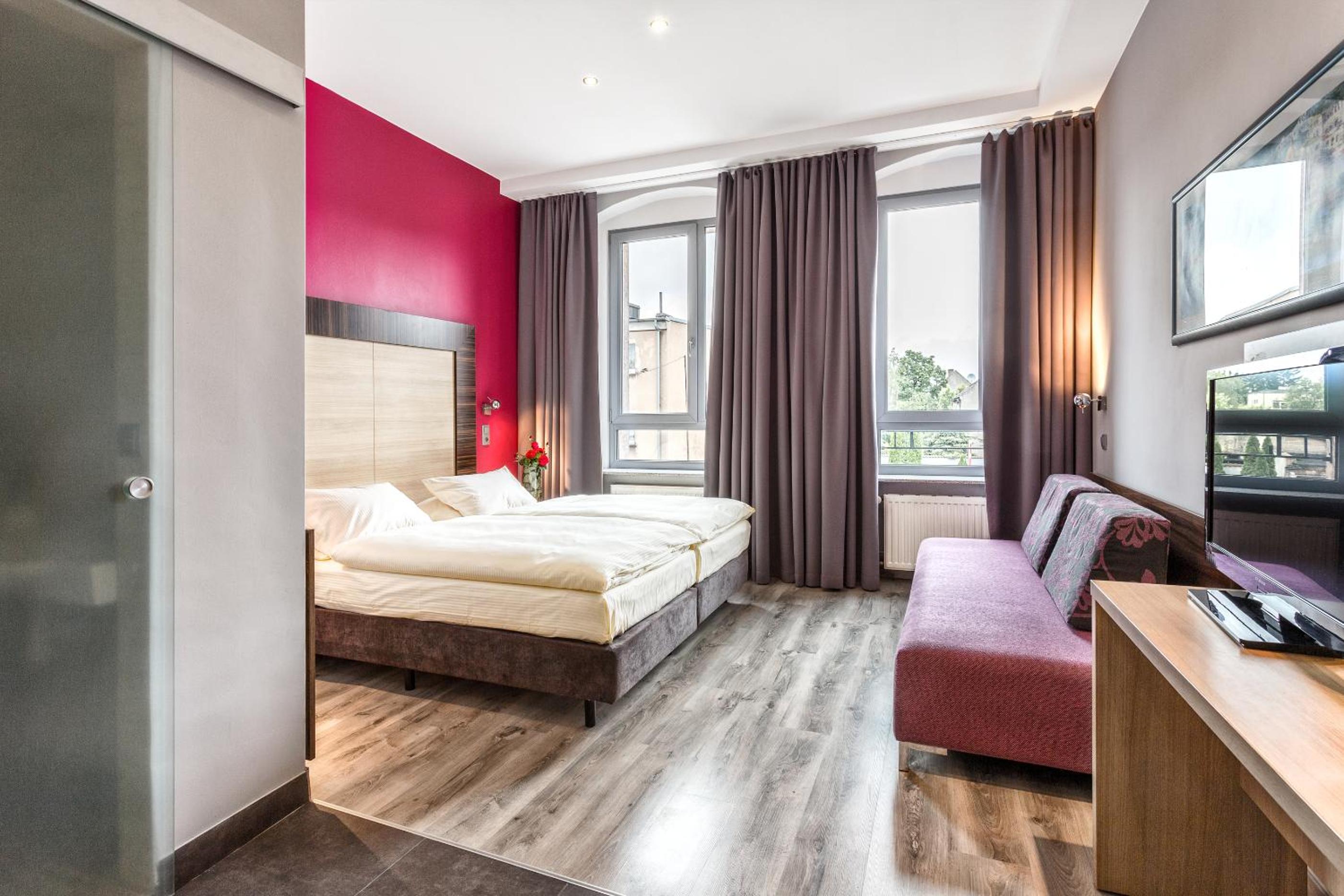 Triple Room - Photo 7