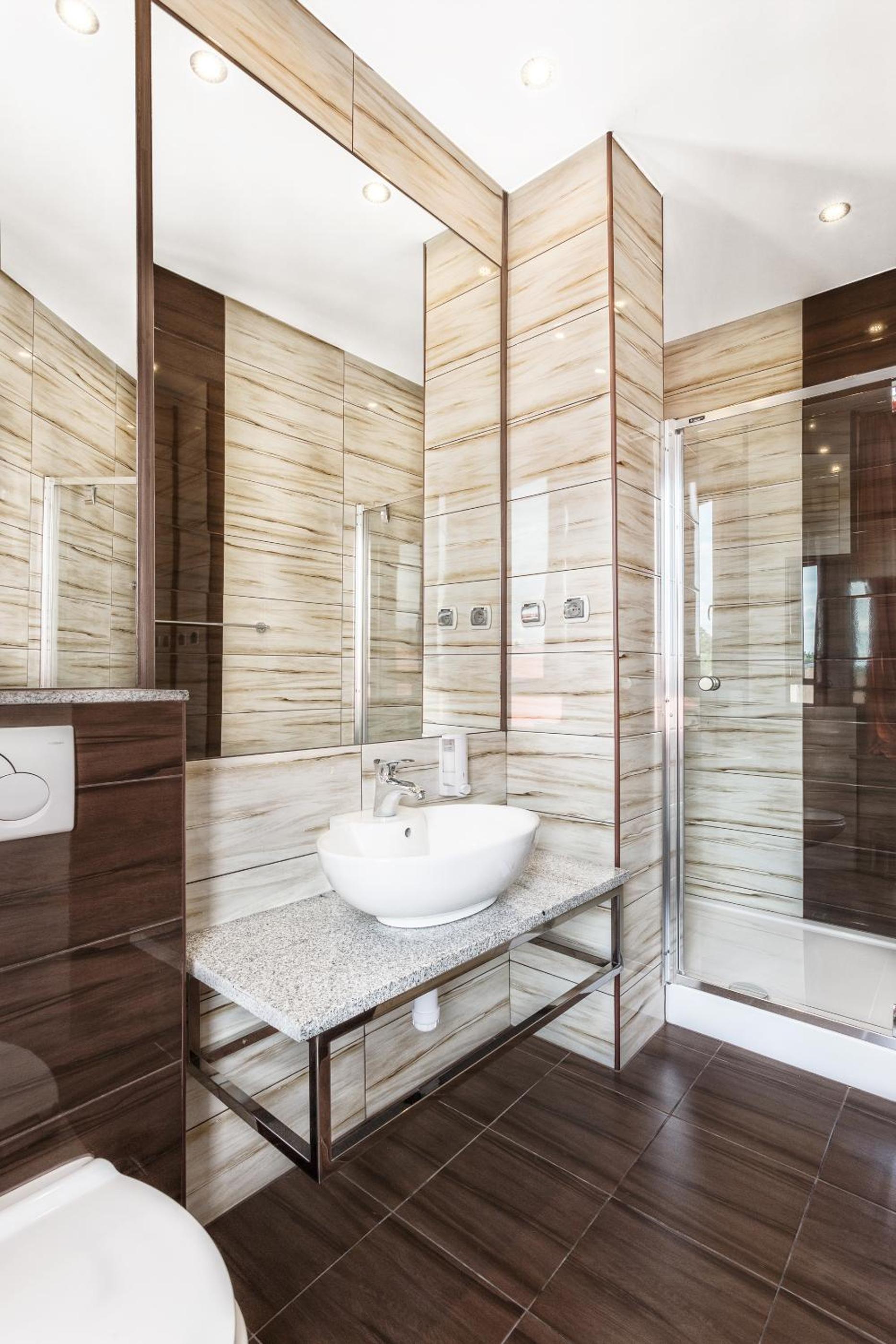 Triple Room - Photo 8