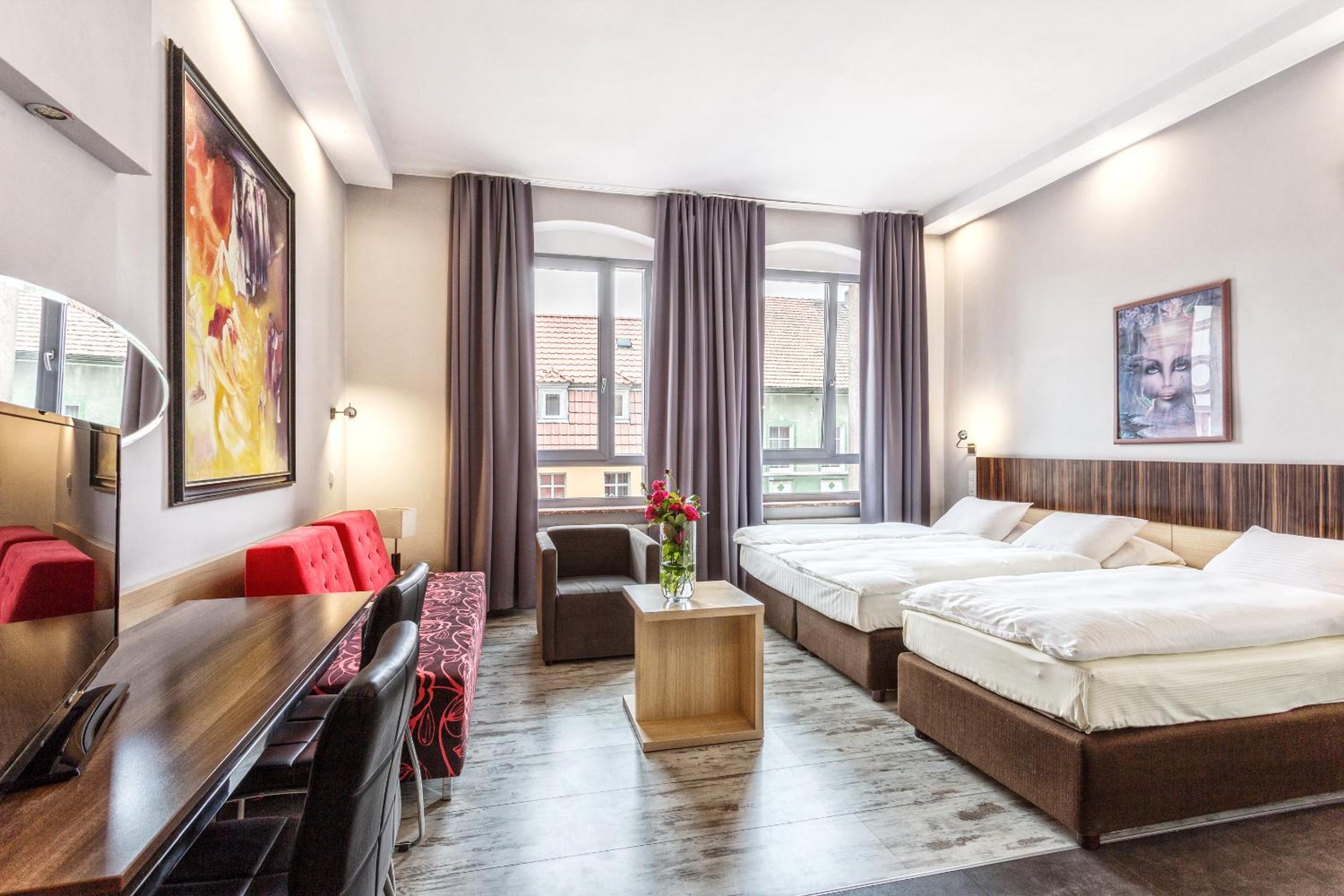 Quadruple Room - Photo 4