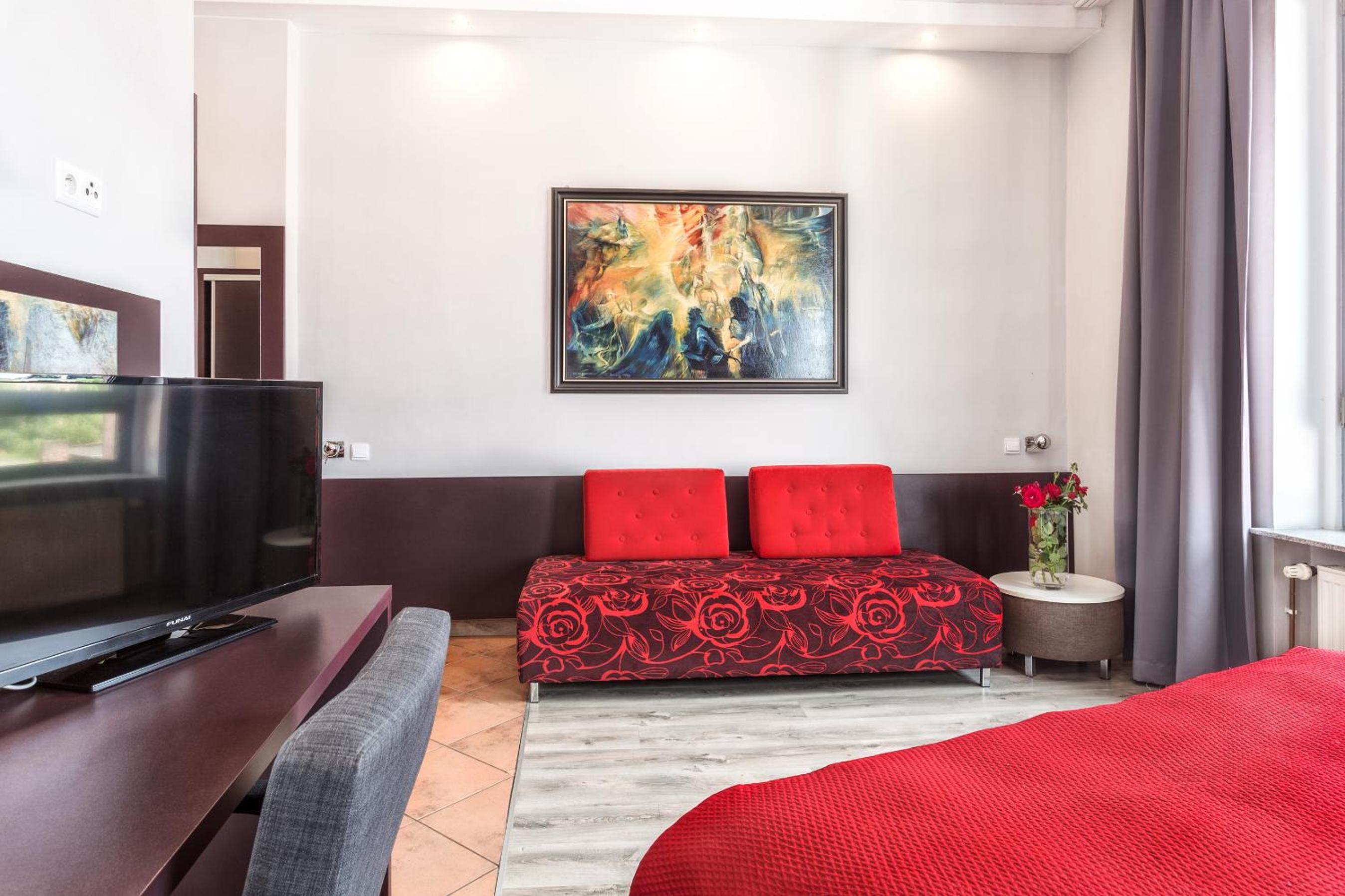 Triple Room - Photo 9