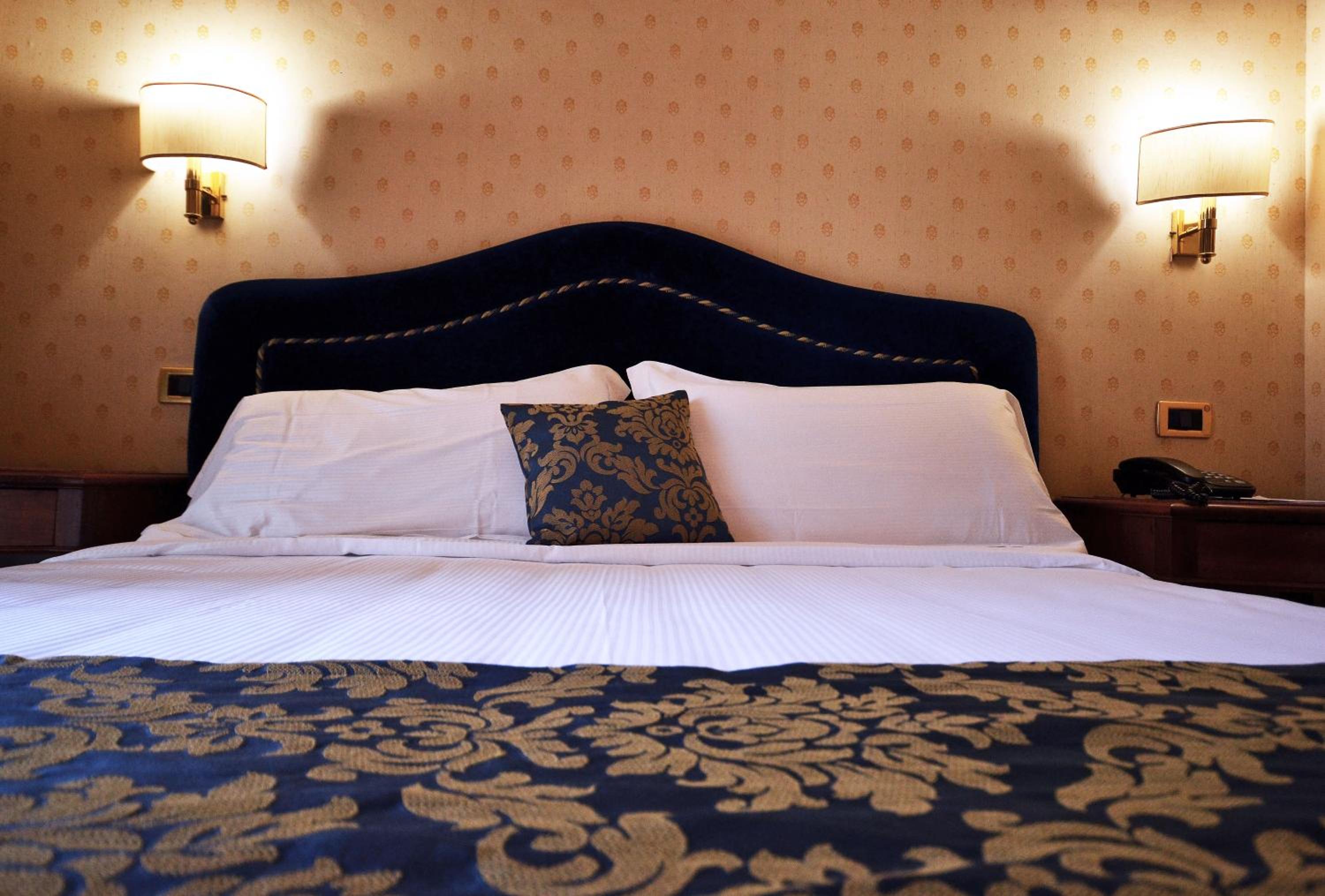 Superior Triple Room photo 3