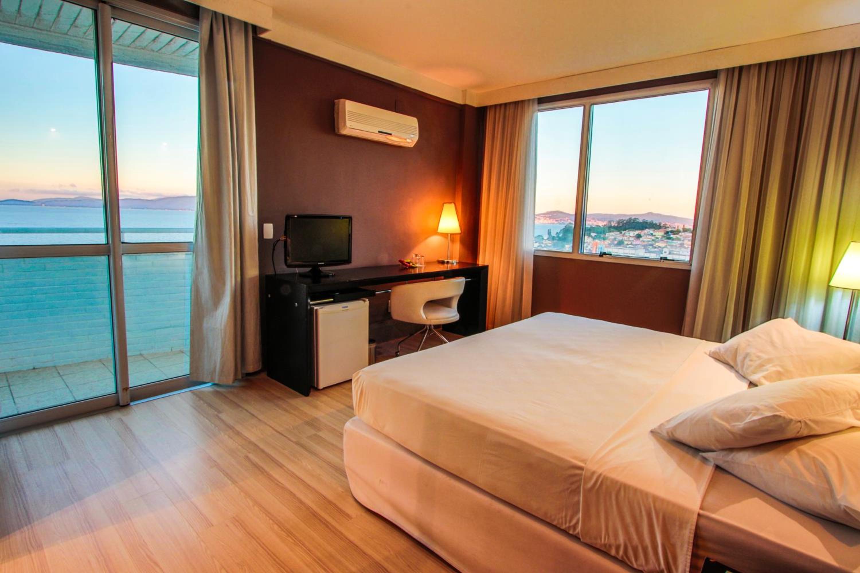Suite with Sea View photo 2