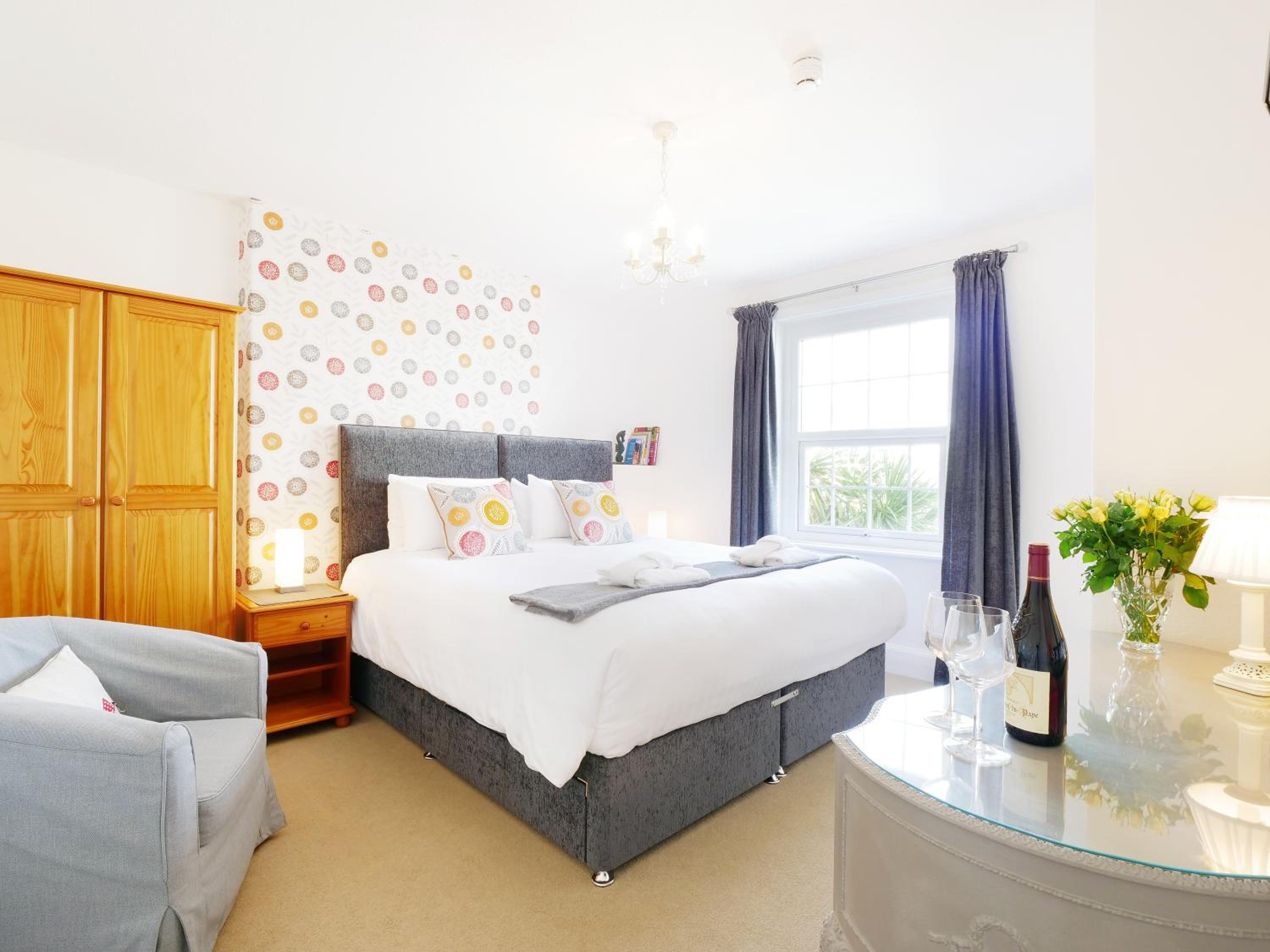 Deluxe Double Room with Shower