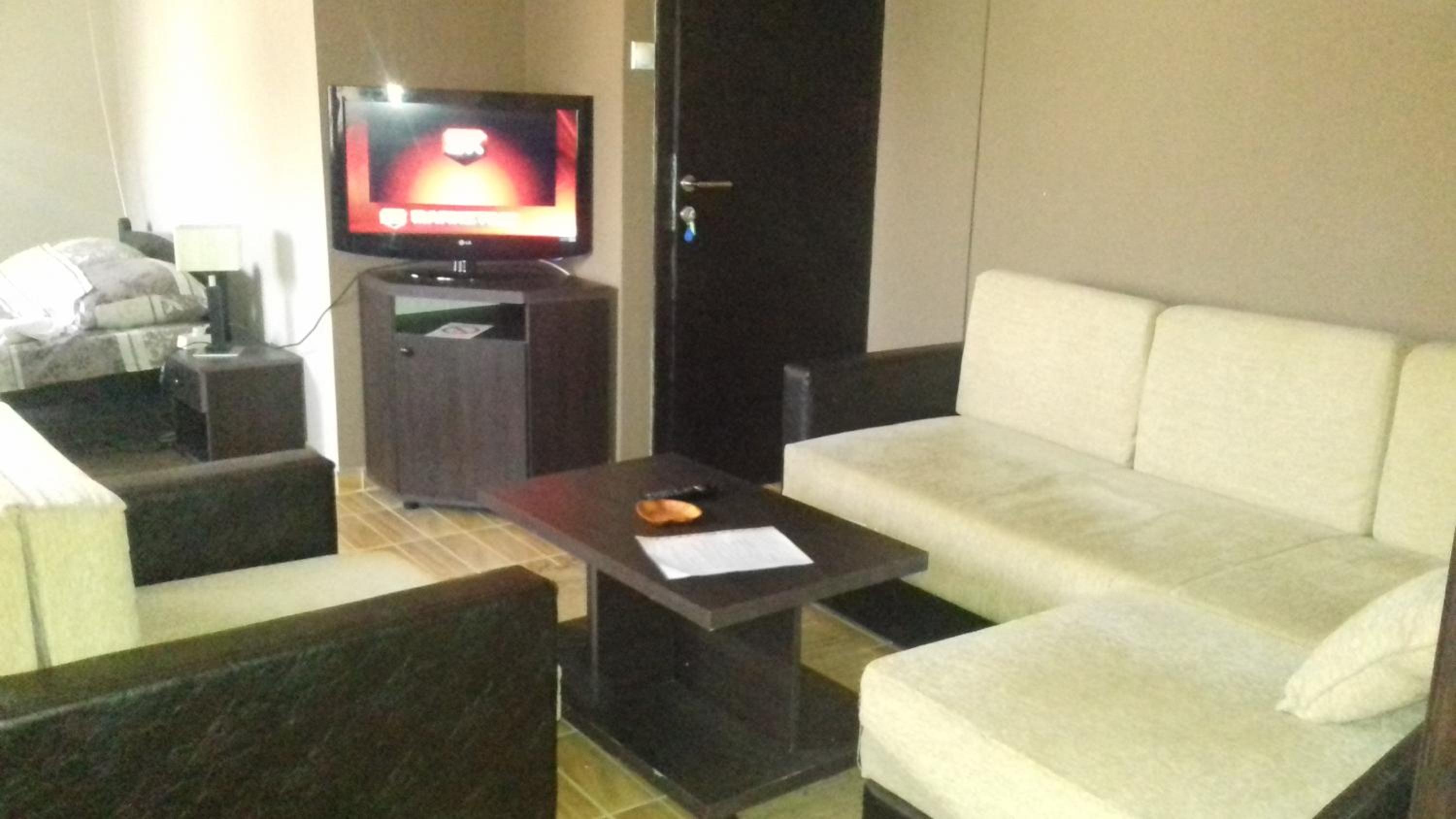 Double Room With Private Bathroom photo 1