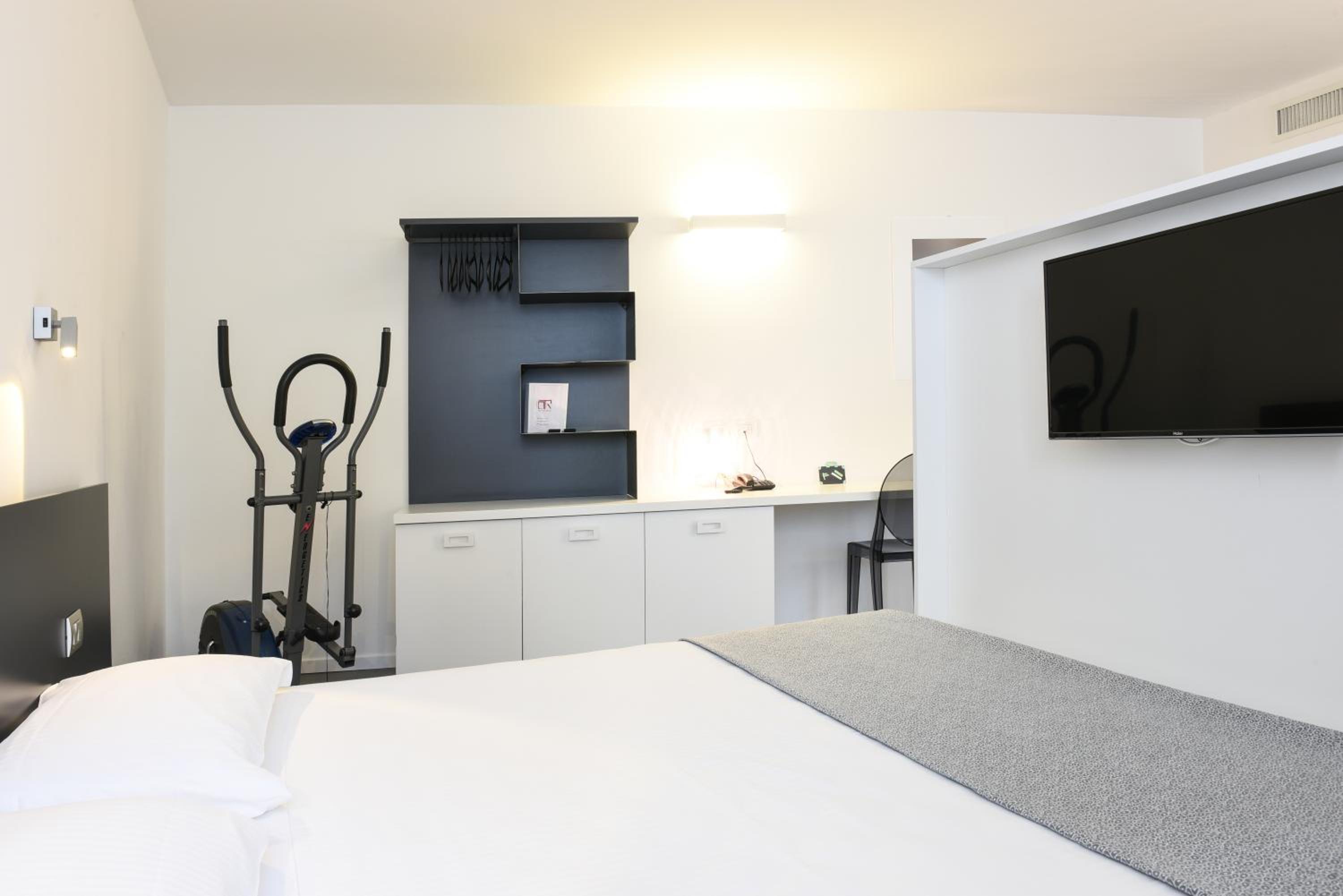 Superior Double Room - Photo 1