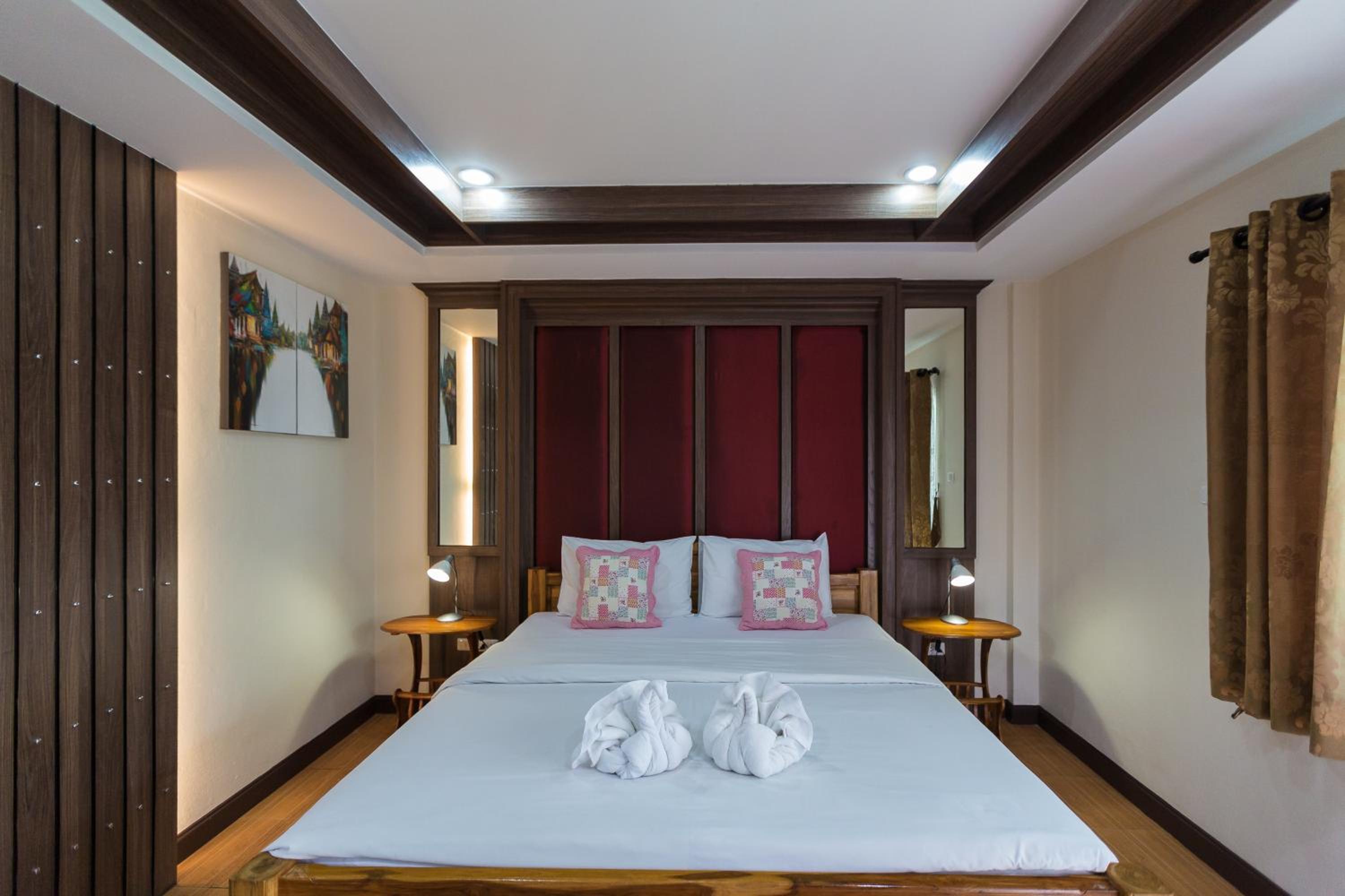 Queen Room with Balcony