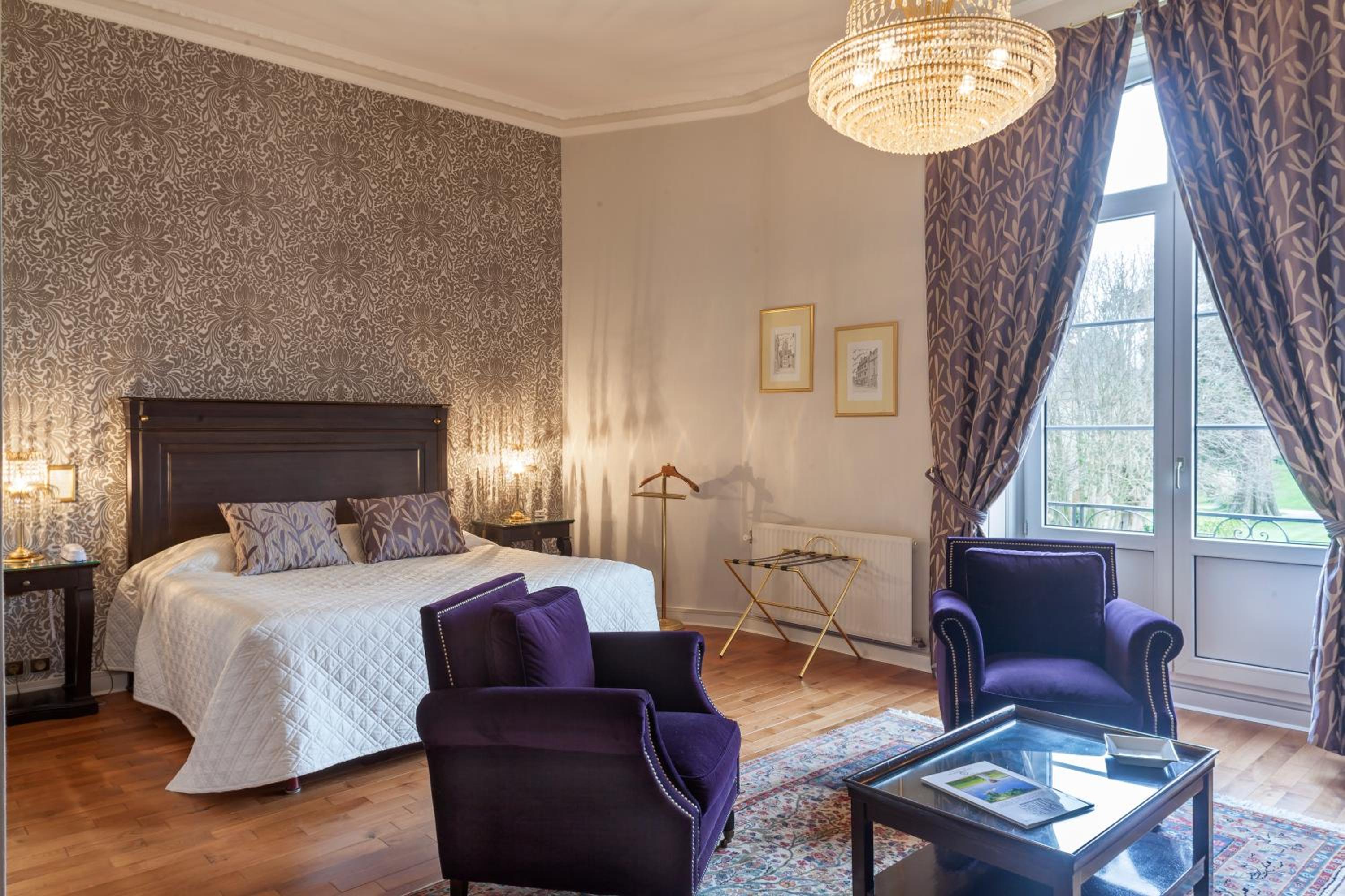 Junior Suite with Garden View - Photo 2