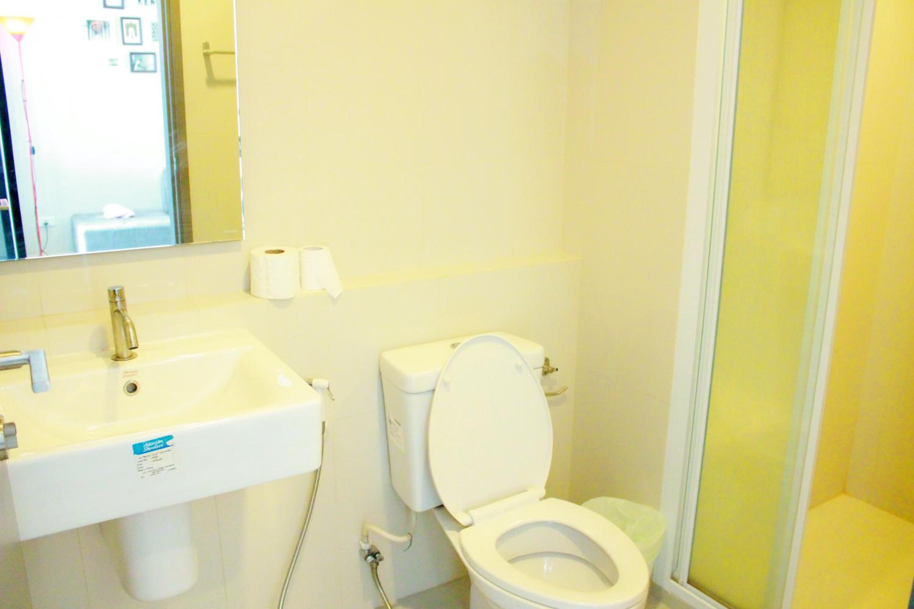 One-Bedroom Apartment - Photo 27