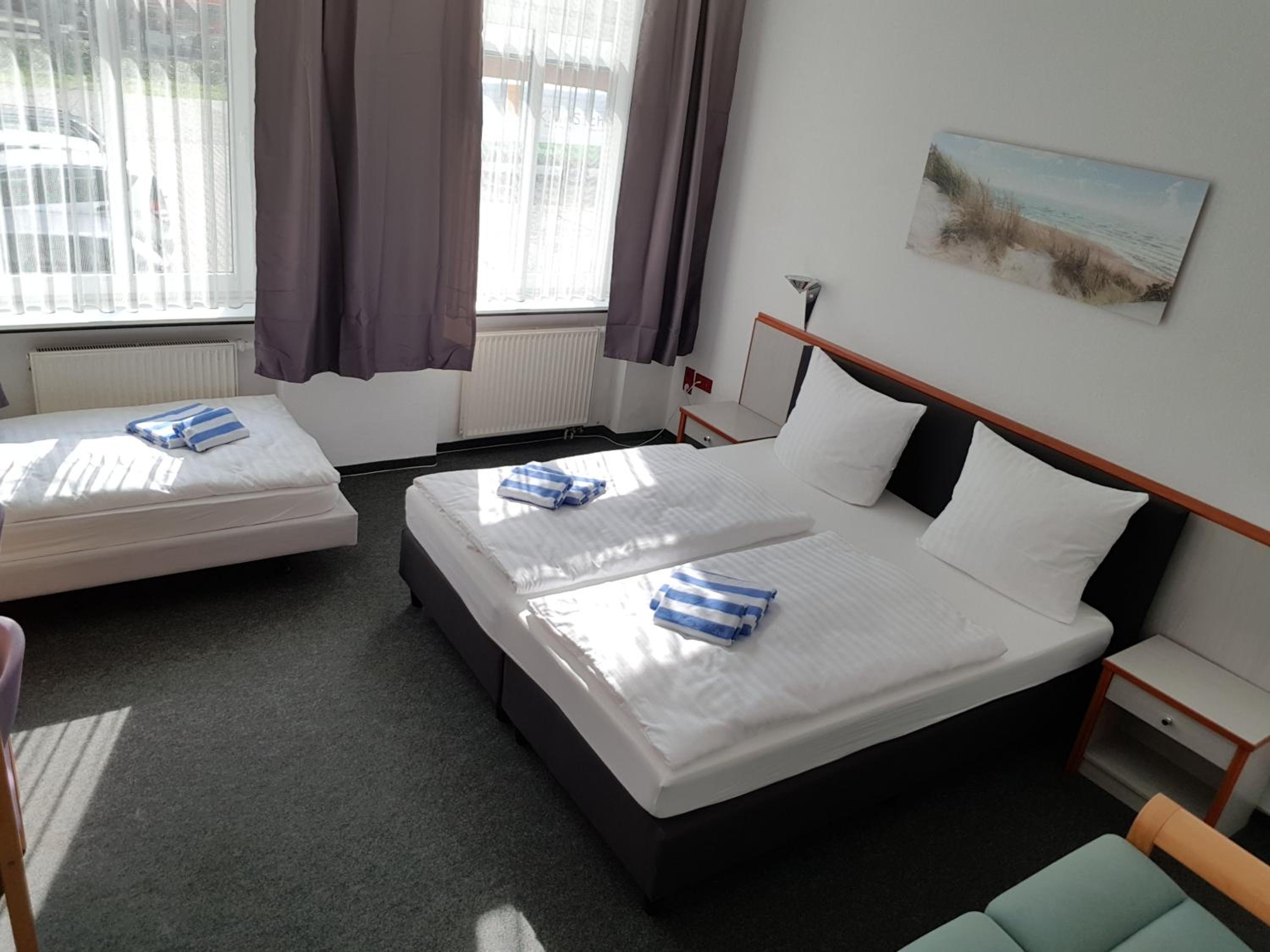 Triple Room - 04 - Photo 1