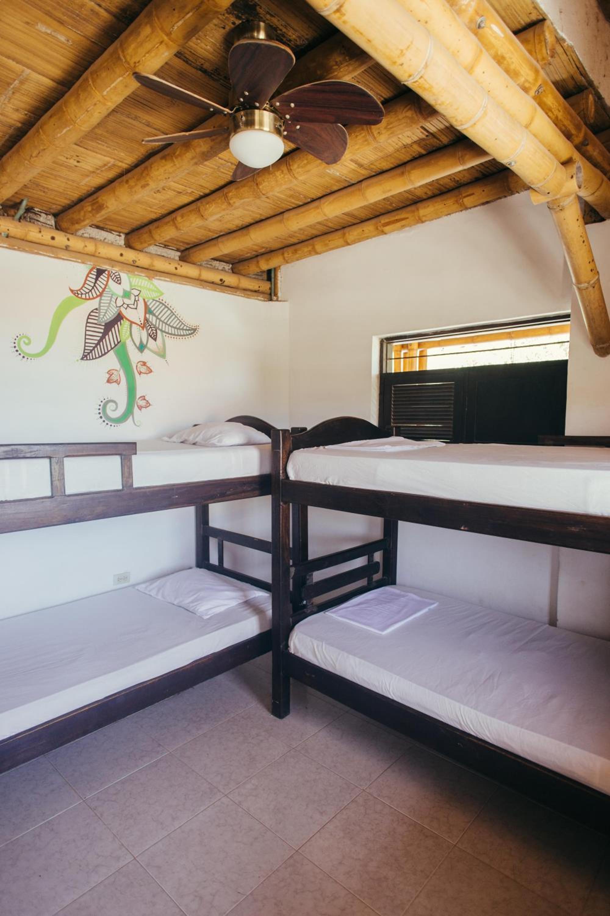 Bed in 4-Bed Dormitory Room photo 3