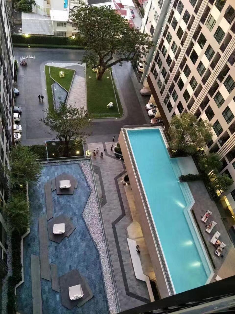 One-Bedroom Apartment with Balcony - Photo 55