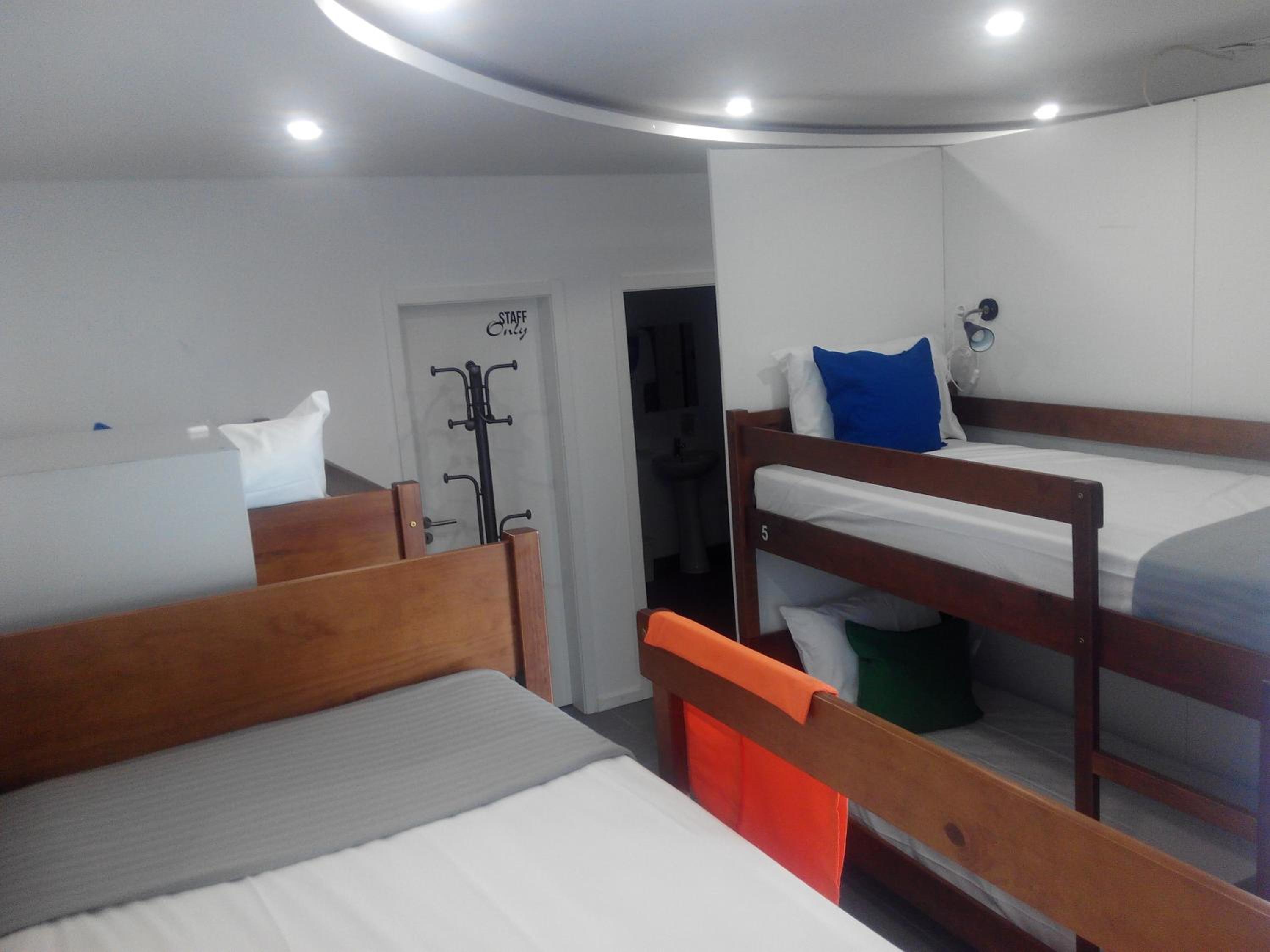 Single Bed in 12-Bed Mixed Dormitory Room photo 3