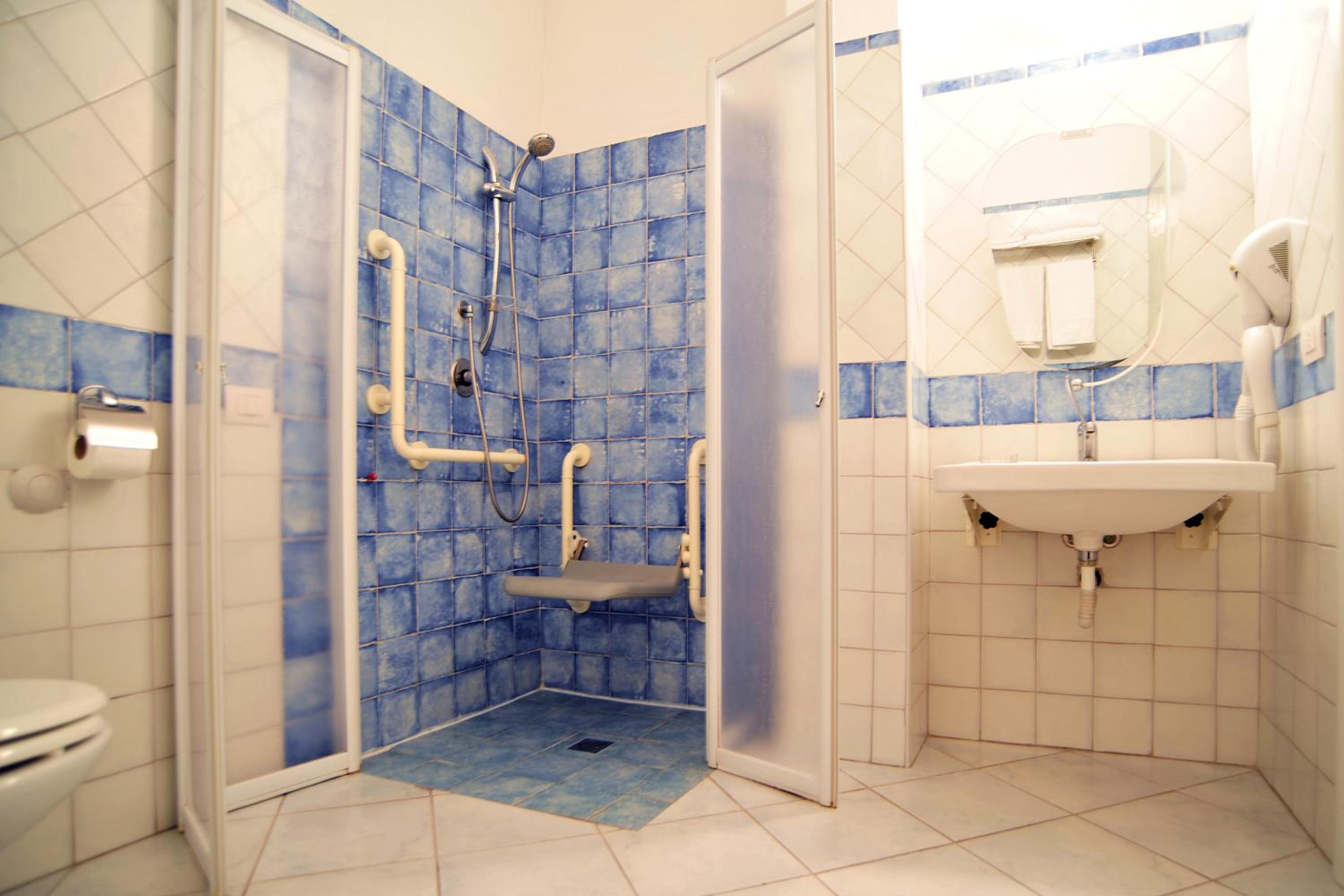 Double Room - Disability Access - Photo 2